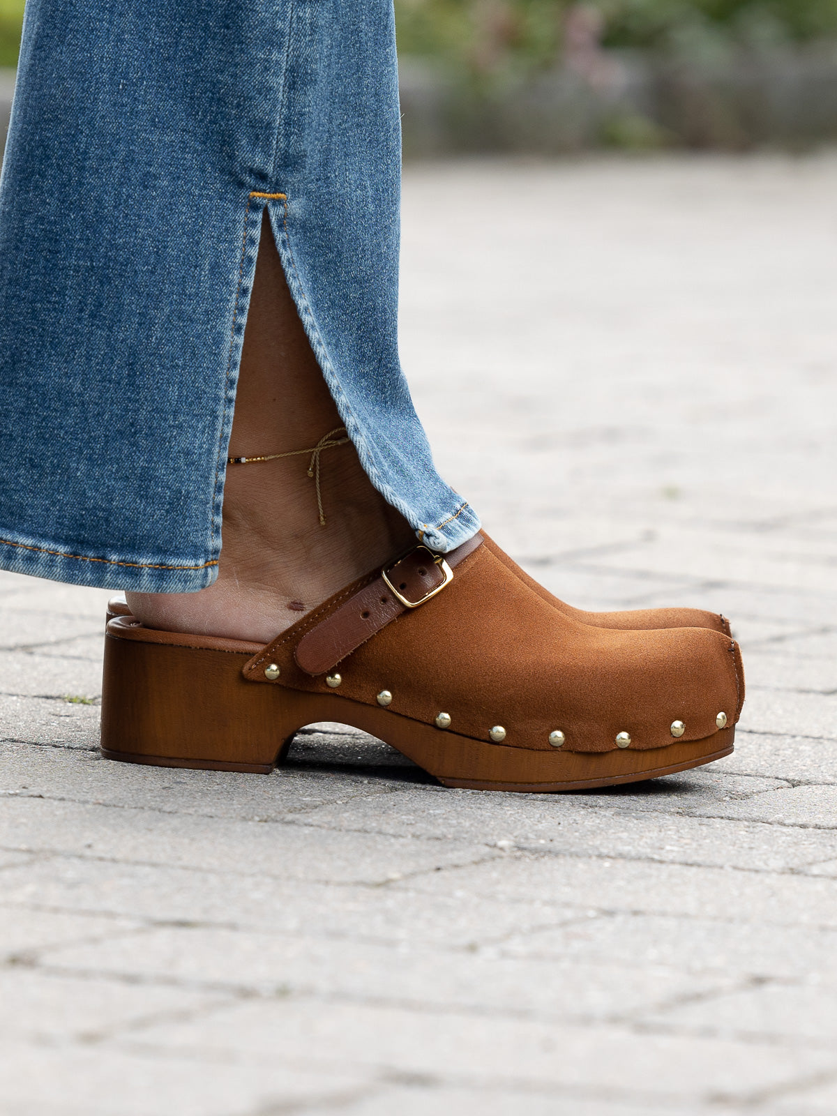 Clogs - Suede Leather Brown