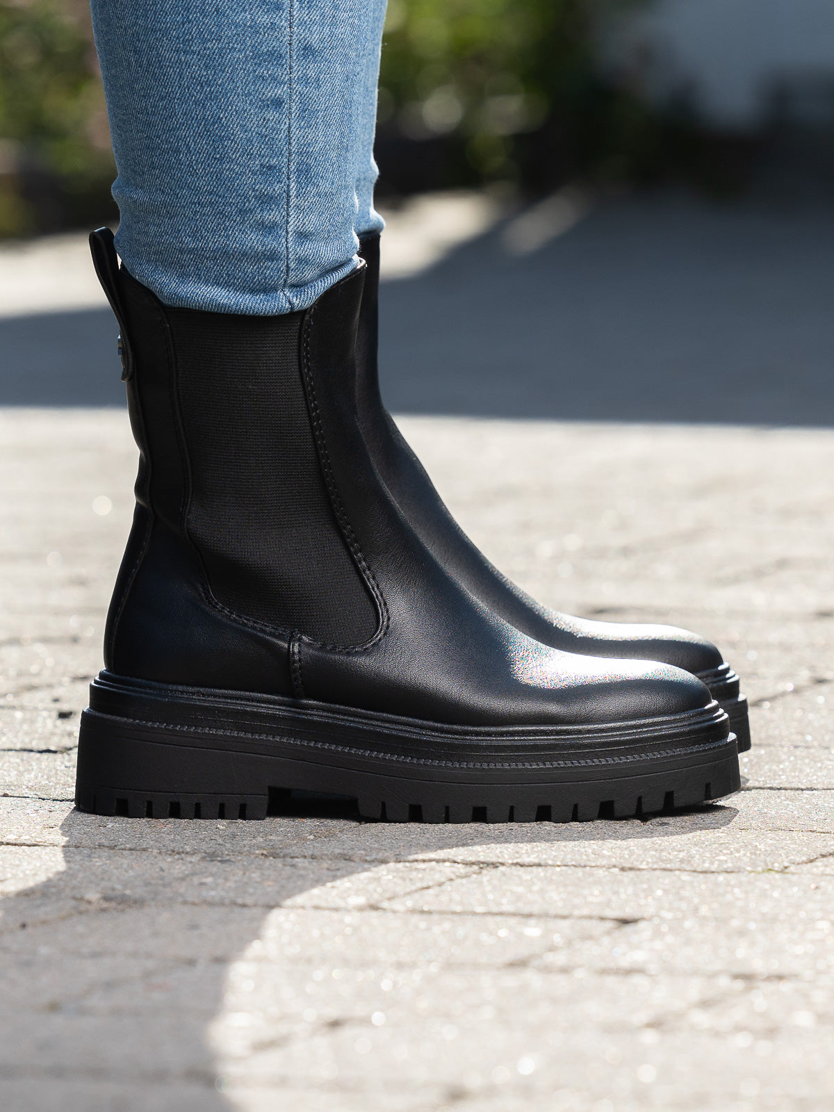 Stato - Black