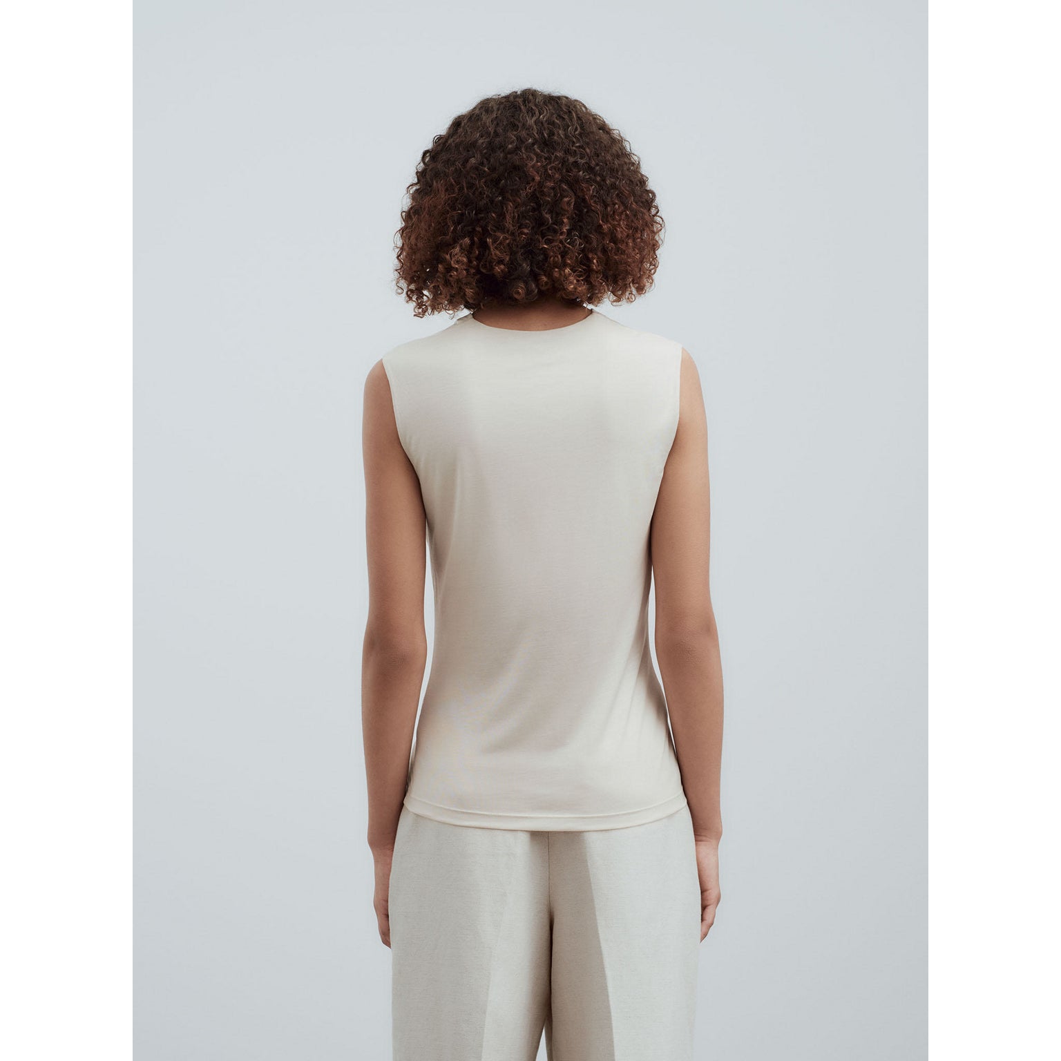 Jela - Light Ivory