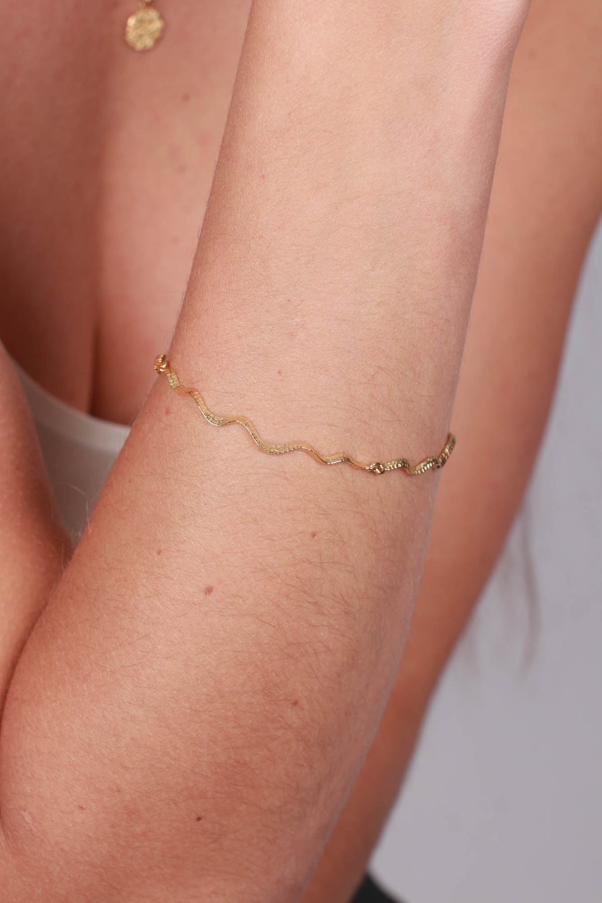 Ella Bracelet - Gold - Maanesten - Tilbehør - VILLOID.no