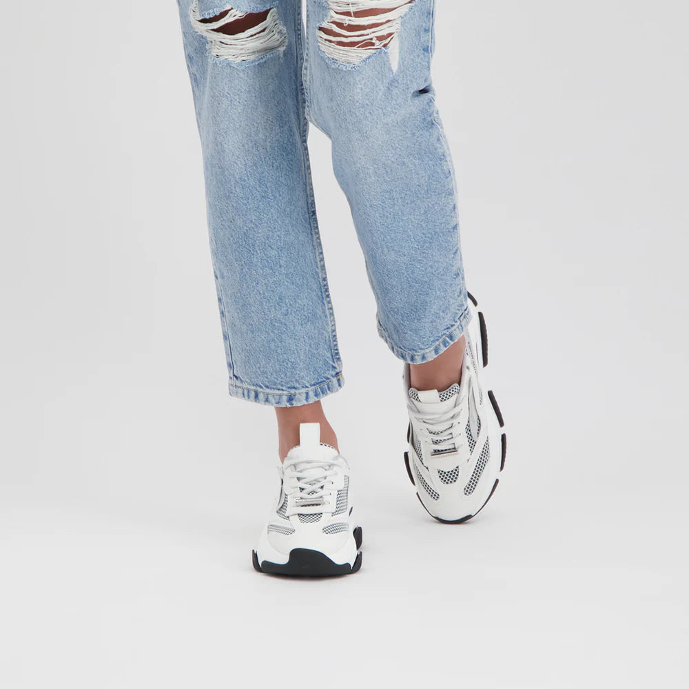 Possession-E Sneaker - Silver/White