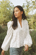 Karro Blouse - White Flower Lace