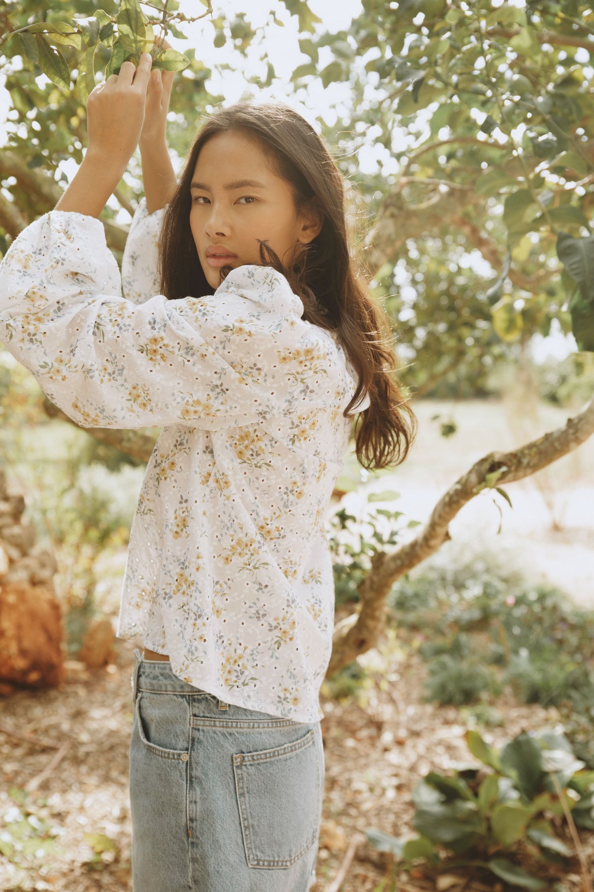 Karro Blouse - Lily Flower Lace