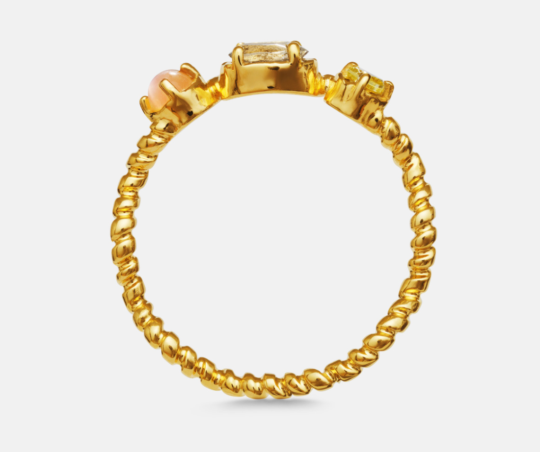 Solange Ring - Gold - Maanesten - Tilbehør - VILLOID.no