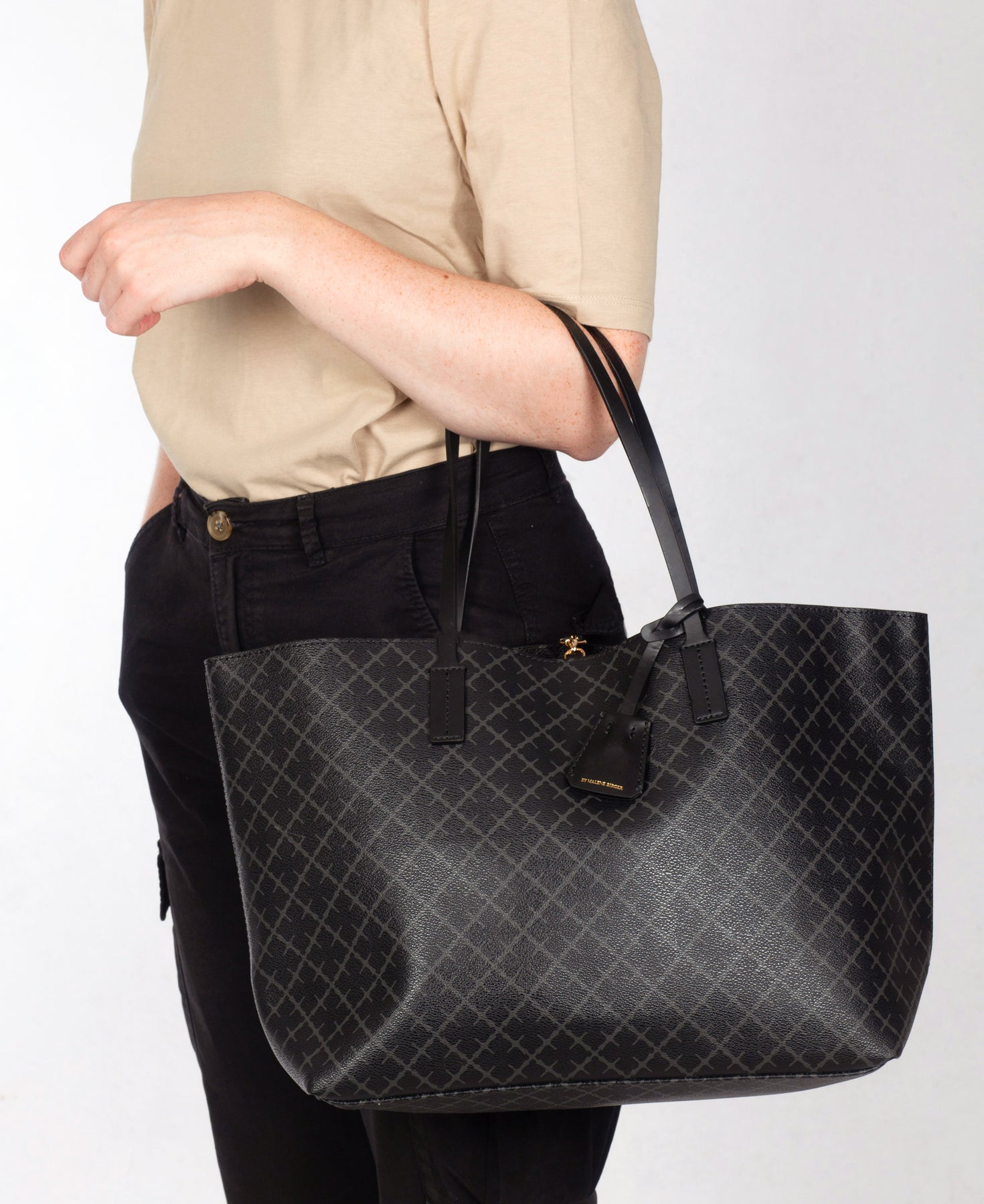 Abigail - Black White Charcoal - By Malene Birger - Tilbehør - VILLOID.no