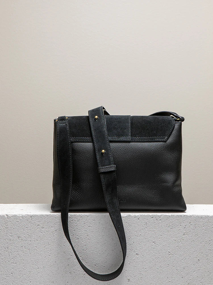 Nami - Black Suede