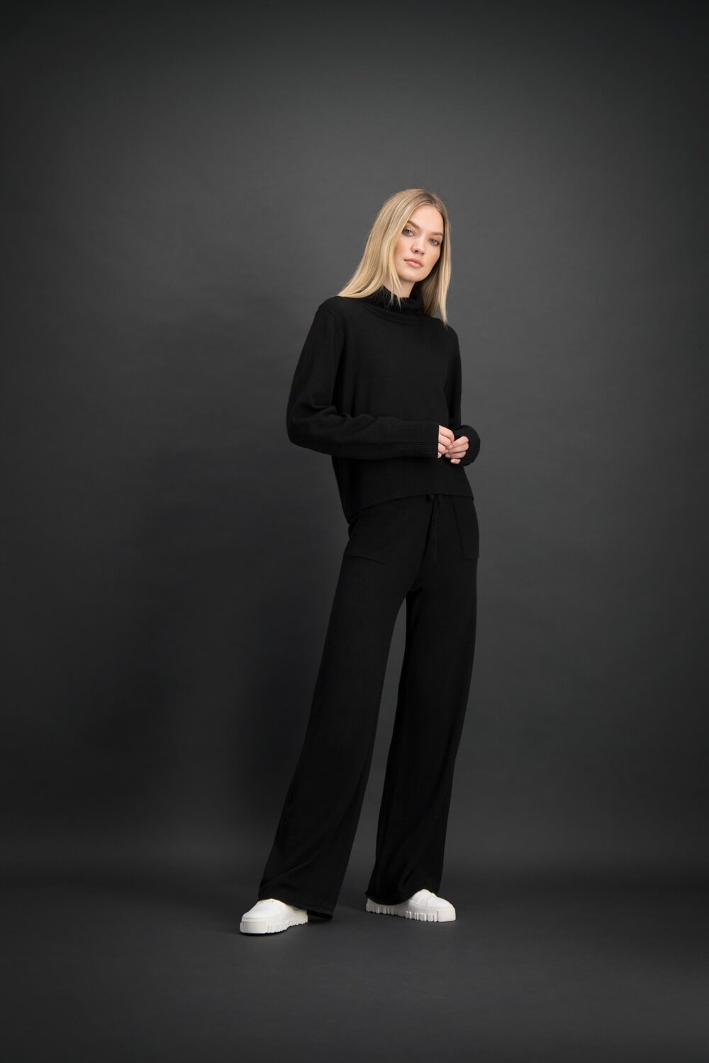 Milano - Black - Camilla Pihl - Gensere - VILLOID.no