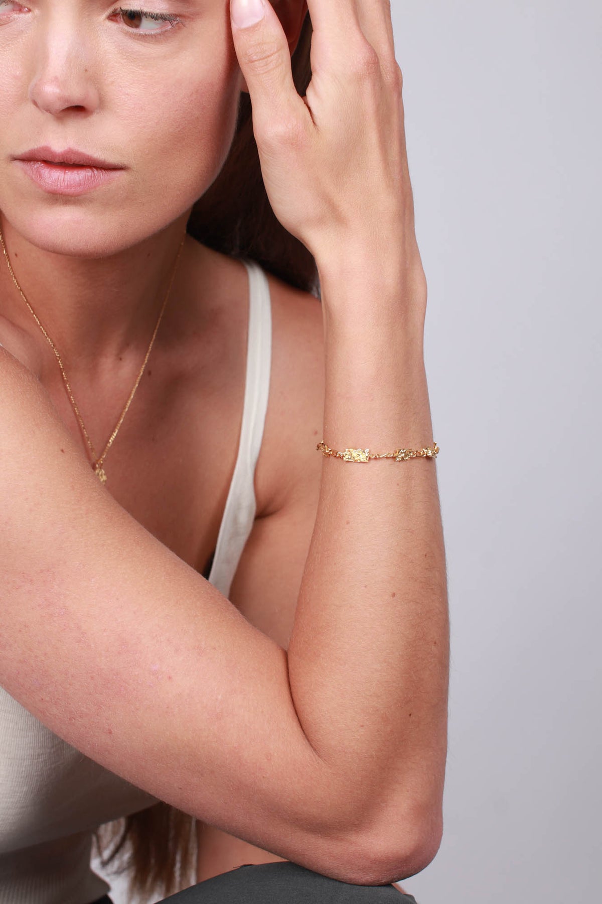 Emely Bracelet - Gold - Maanesten - Tilbehør - VILLOID.no