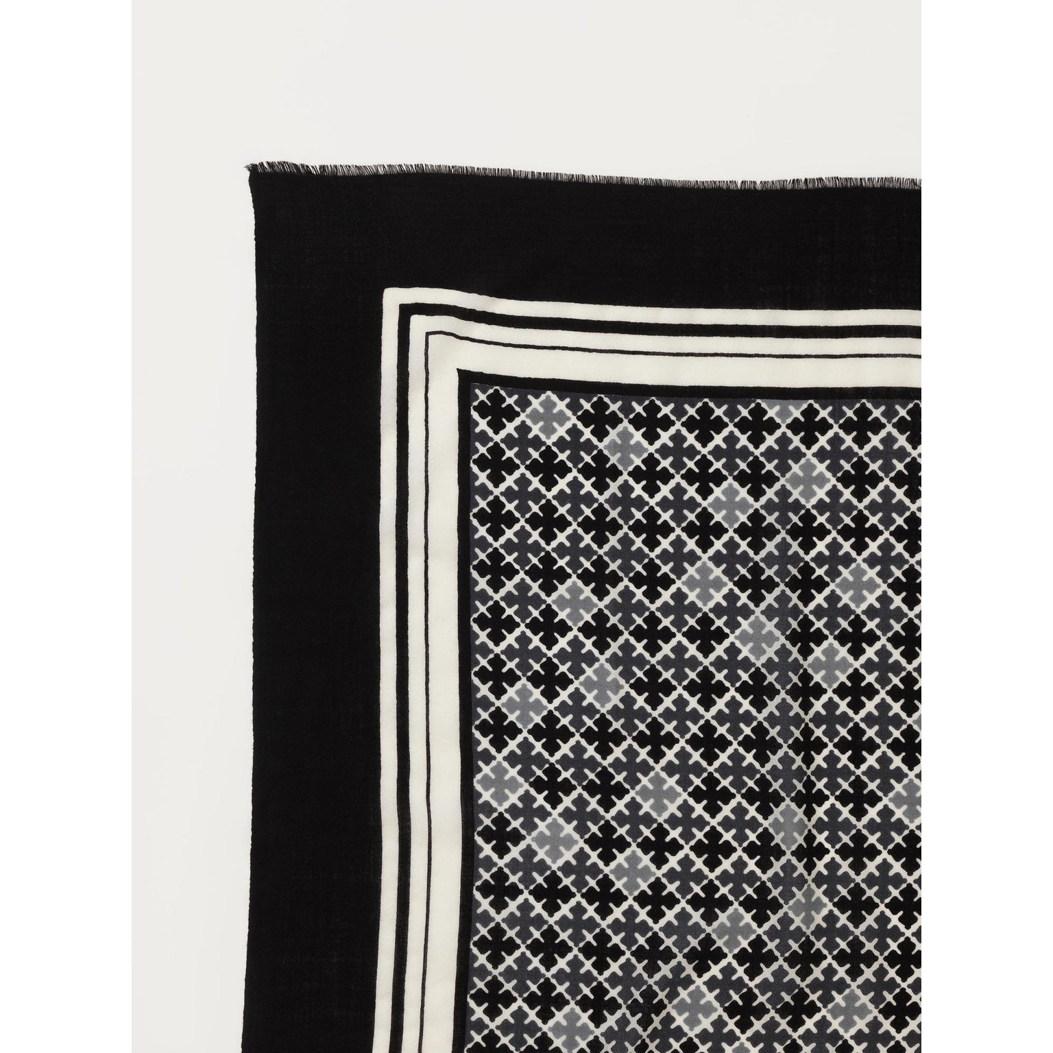 Loreen - Blak White Grey - By Malene Birger - Tilbehør - VILLOID.no