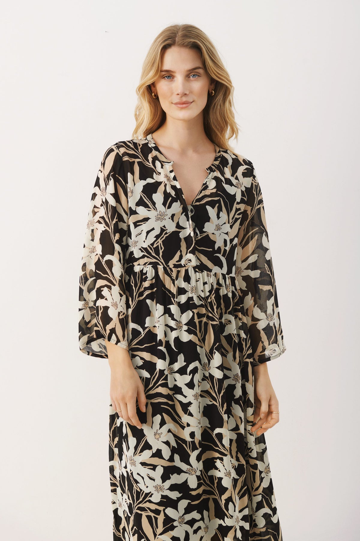 PoloniaPW Dress - Svart blommönster