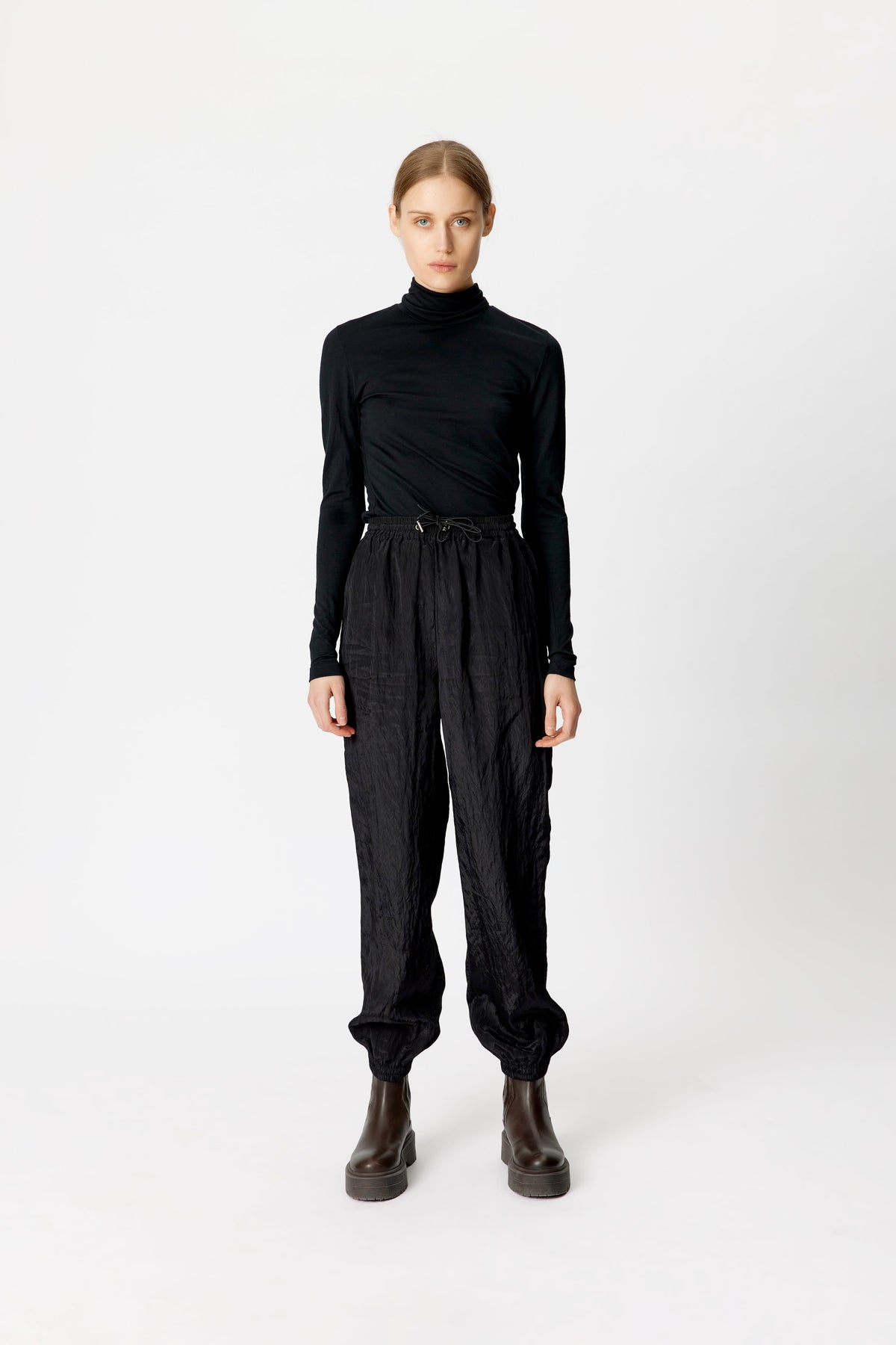 SividaGZ Wool Rollneck - Black