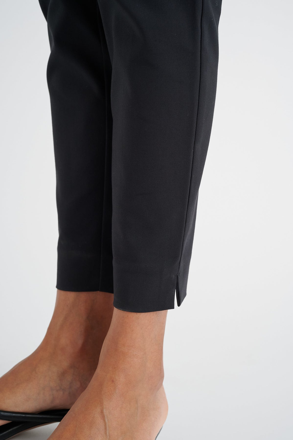 VanessaIW Pant -  Black