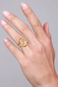Vica Ring - Gold - Maanesten - Tilbehør - VILLOID.no