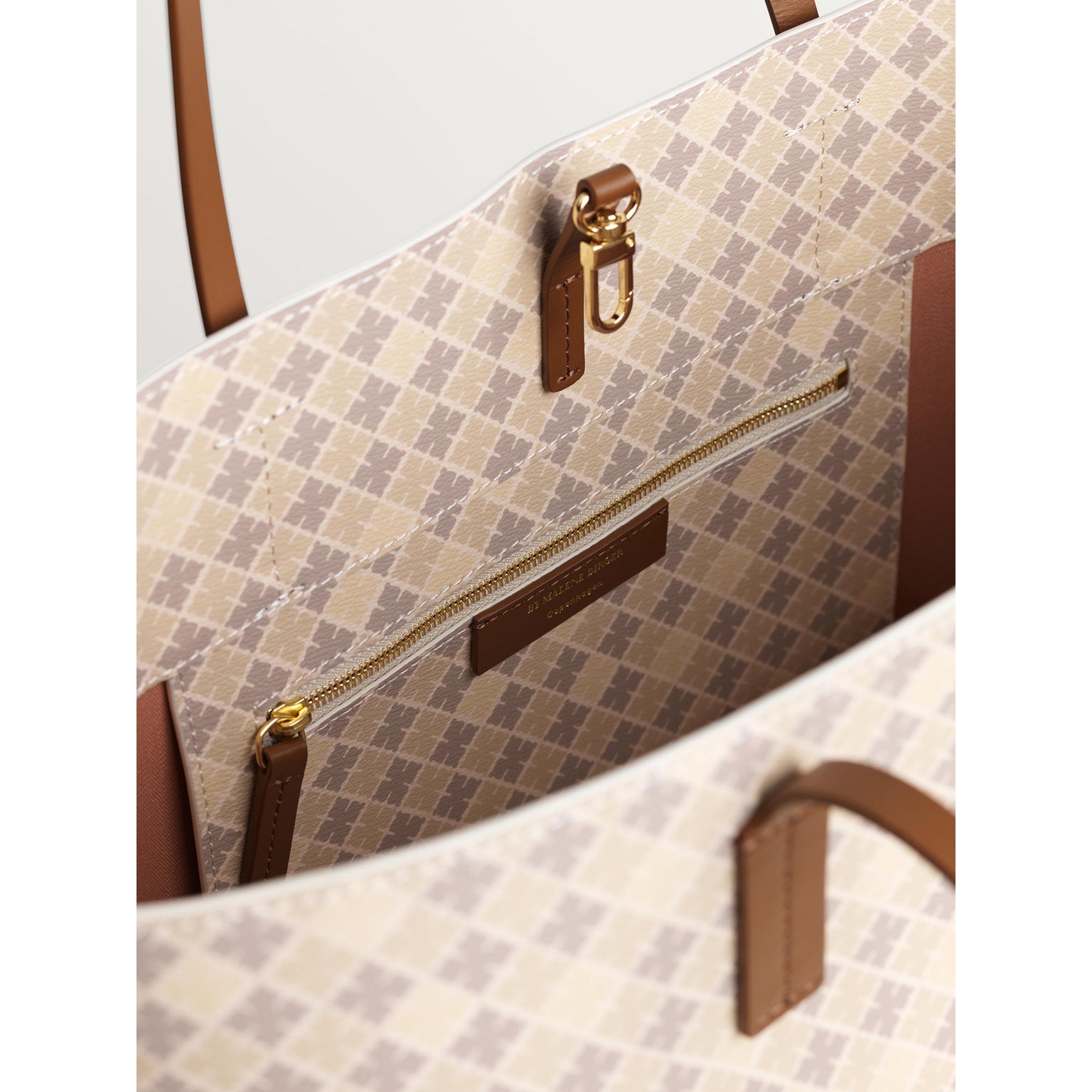 Abigail - Wood - By Malene Birger - Tilbehør - VILLOID.no