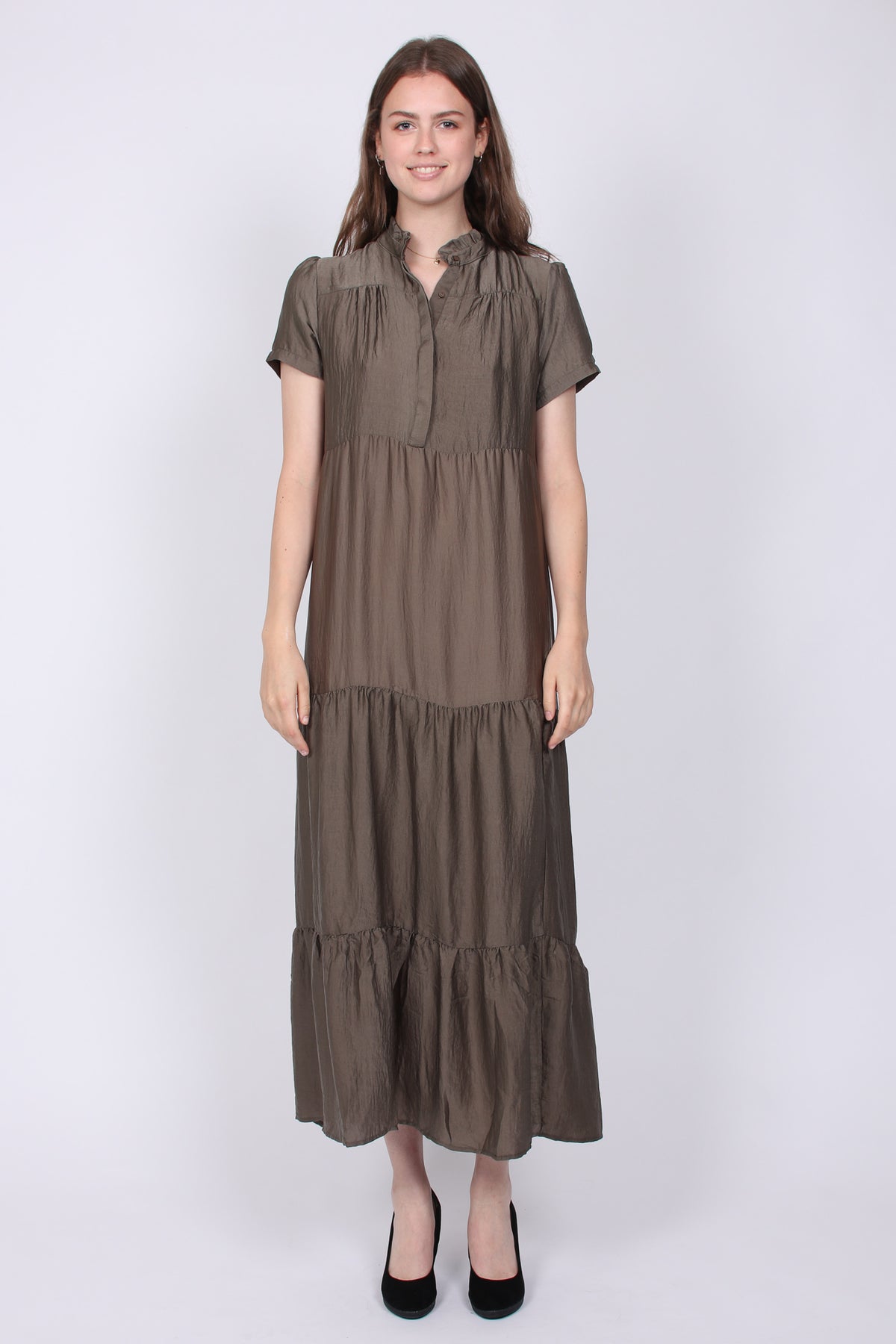 Zoey Dress - Dusty Army - Neo Noir - Kjoler - VILLOID.no