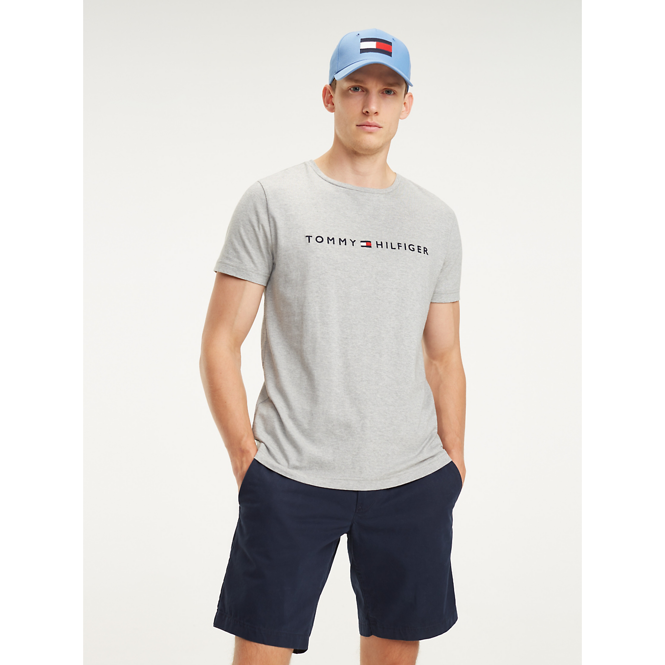 Core Tommy Logo Tee - Cloud HTR
