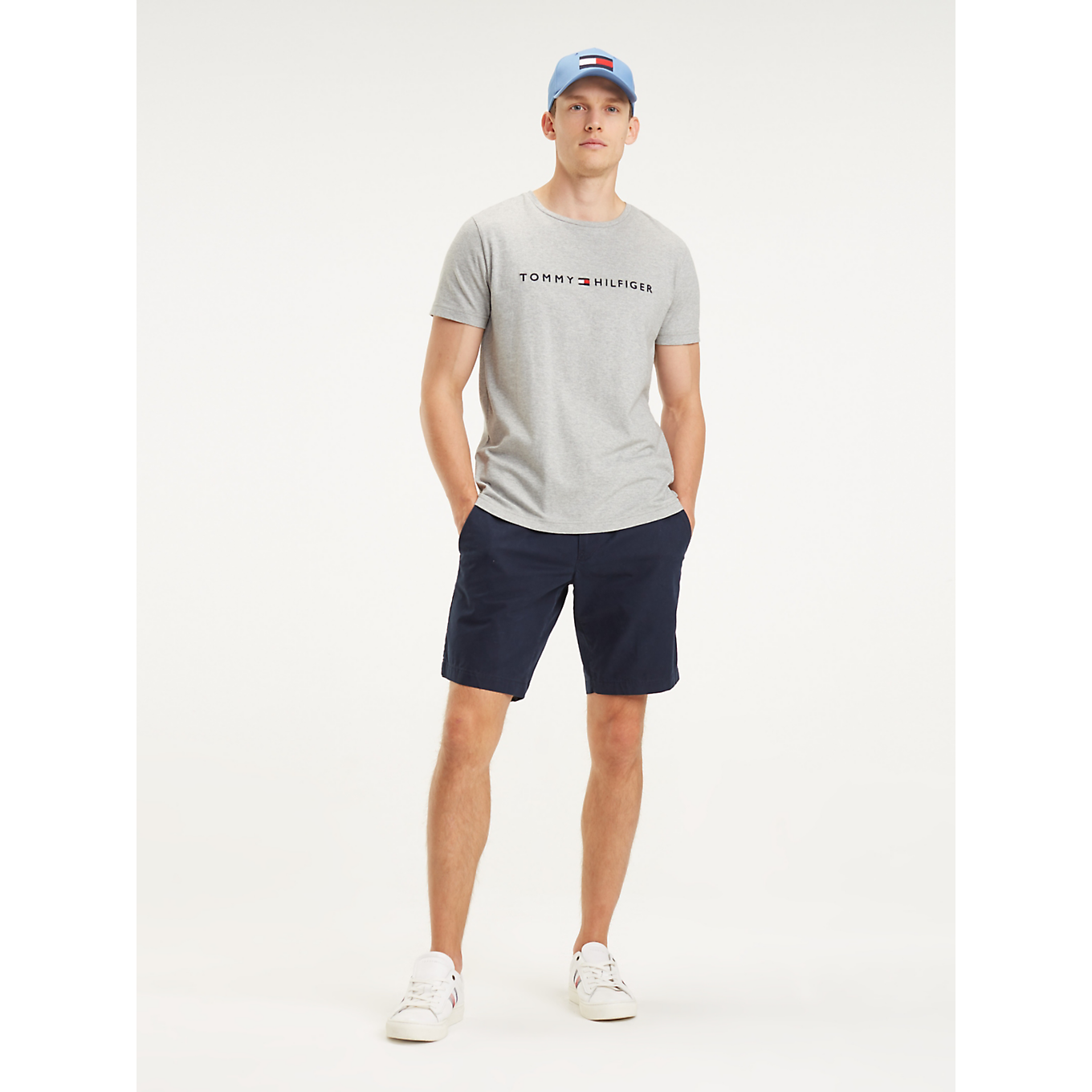 Core Tommy Logo Tee - Cloud HTR