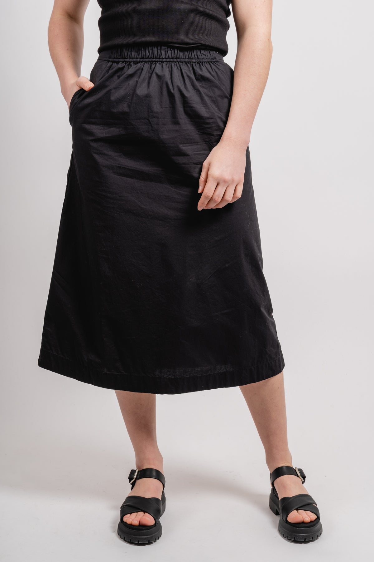 Annika 3 - Black