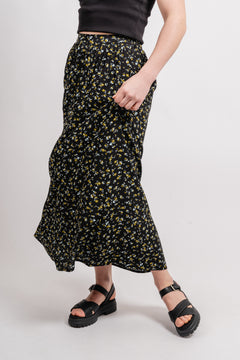 Bellaris Jalina Skirt Aop - Black Flowers