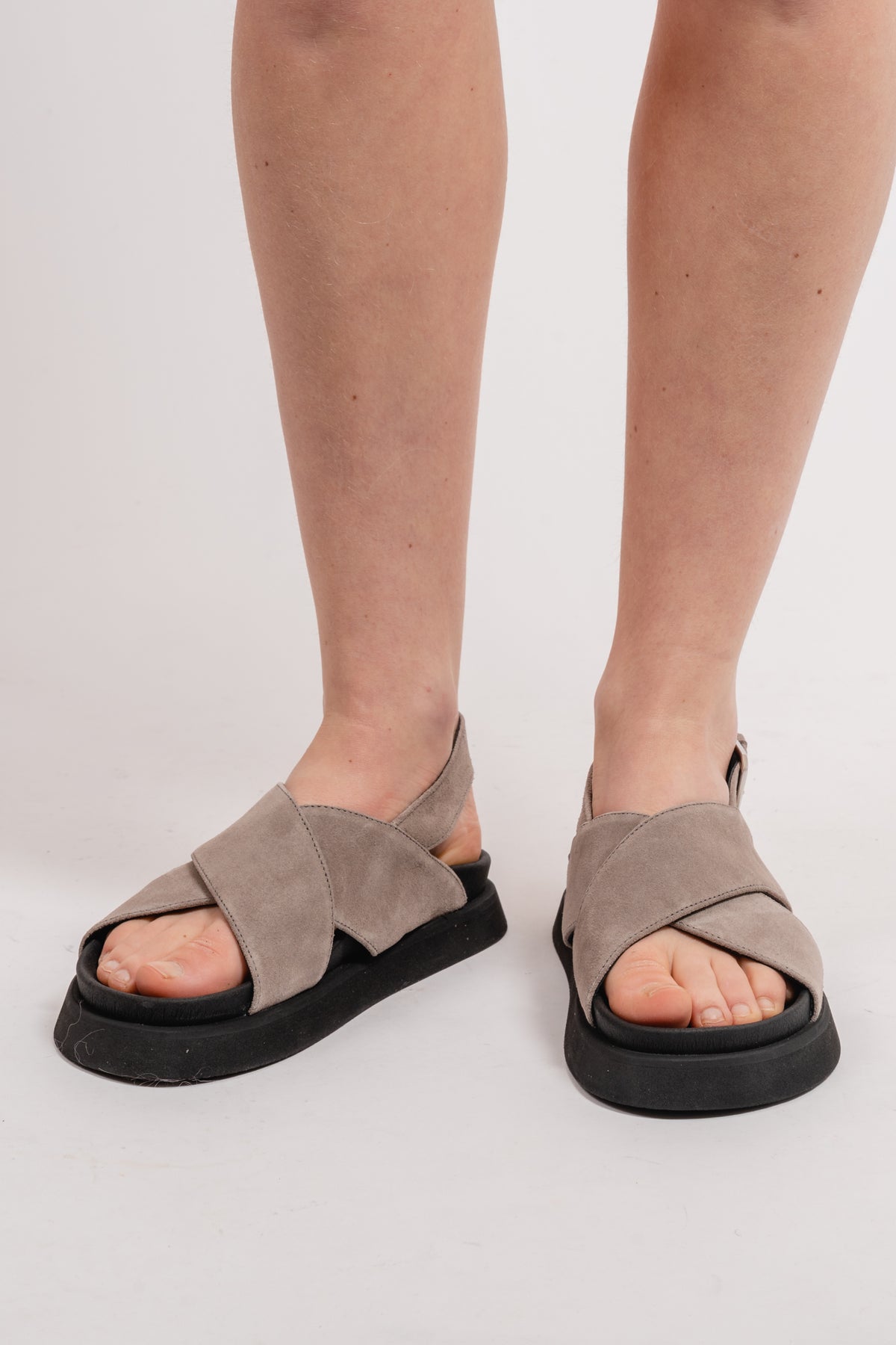 Yodi - Ardesia Suede