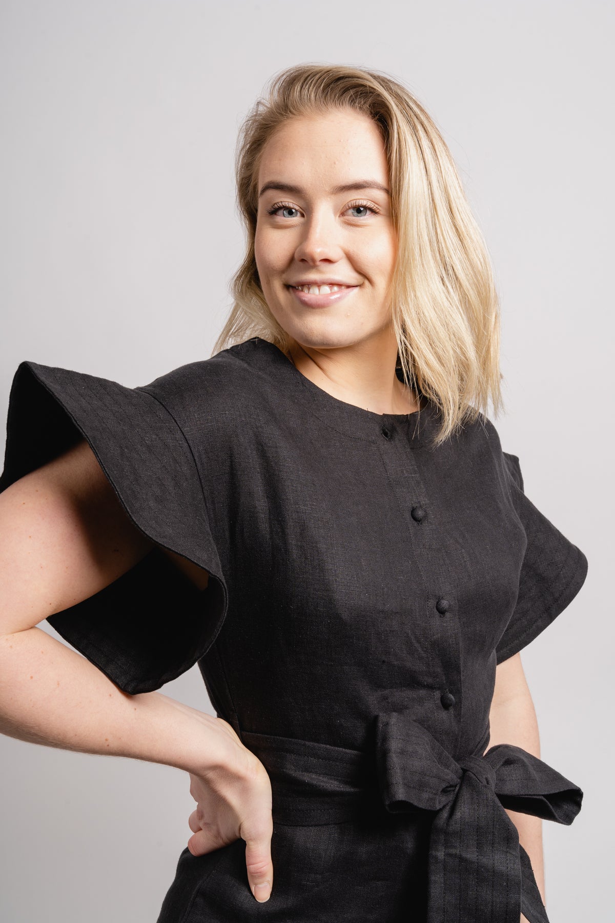 Fia Linen Dress - Black
