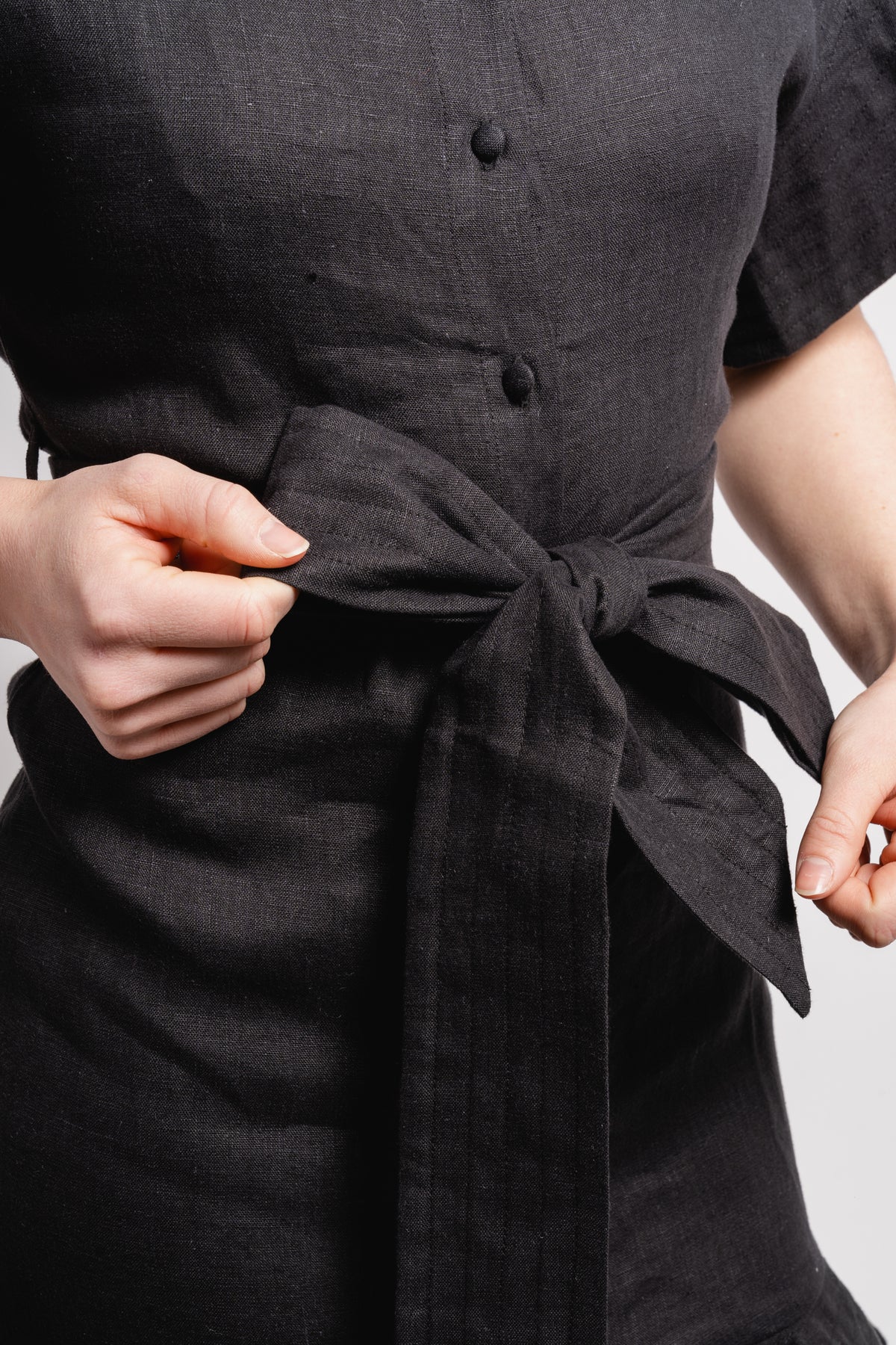 Fia Linen Dress - Black