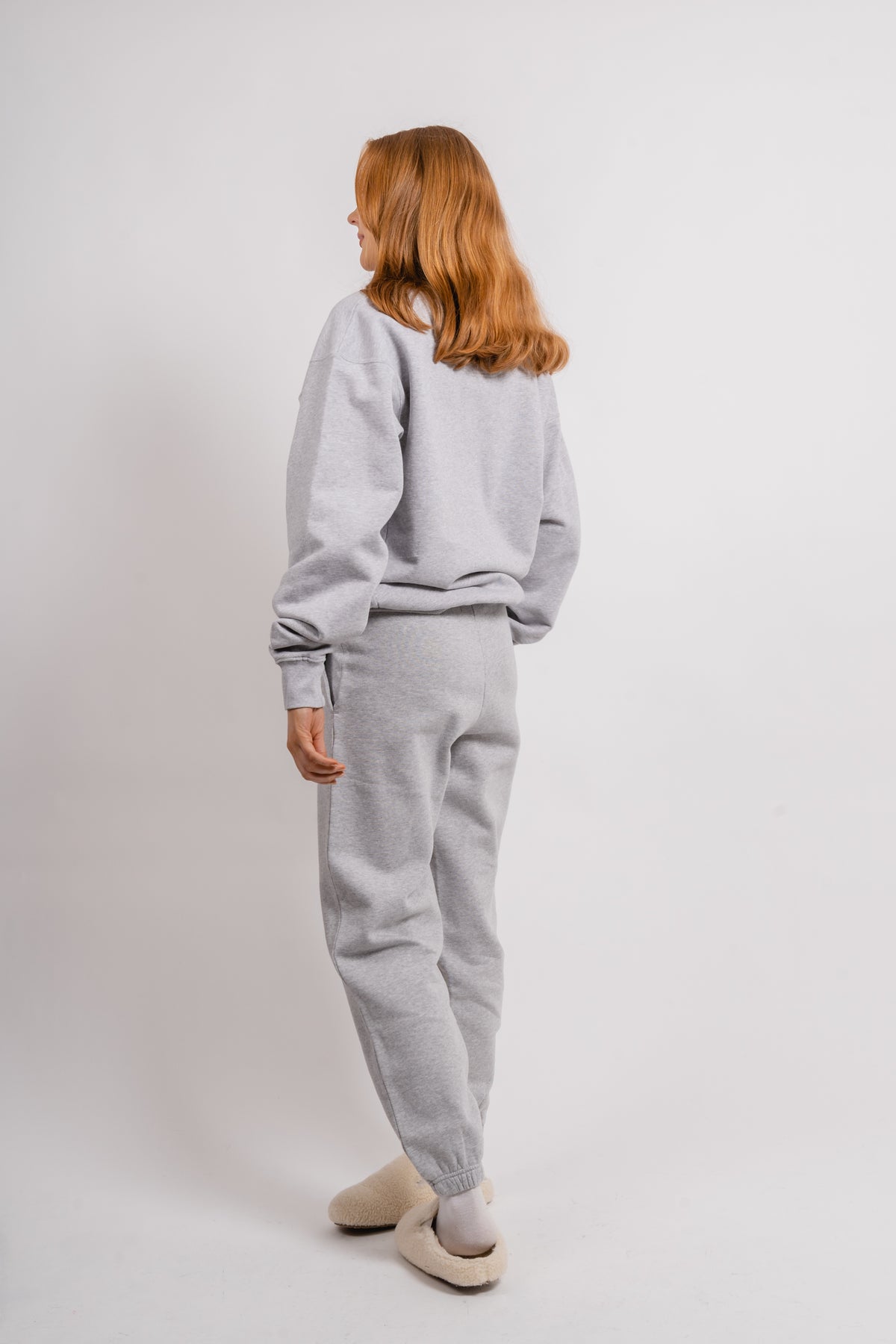 Organic Crew Neck - Melerad grå