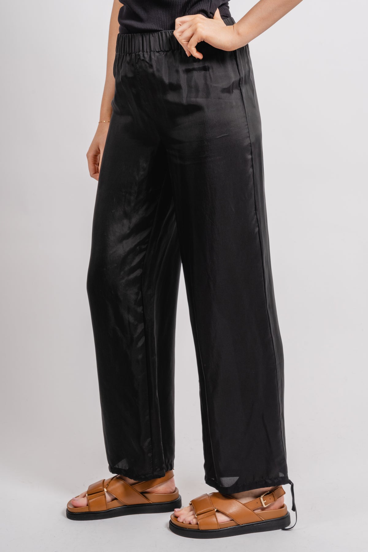 Mumbai II - Black