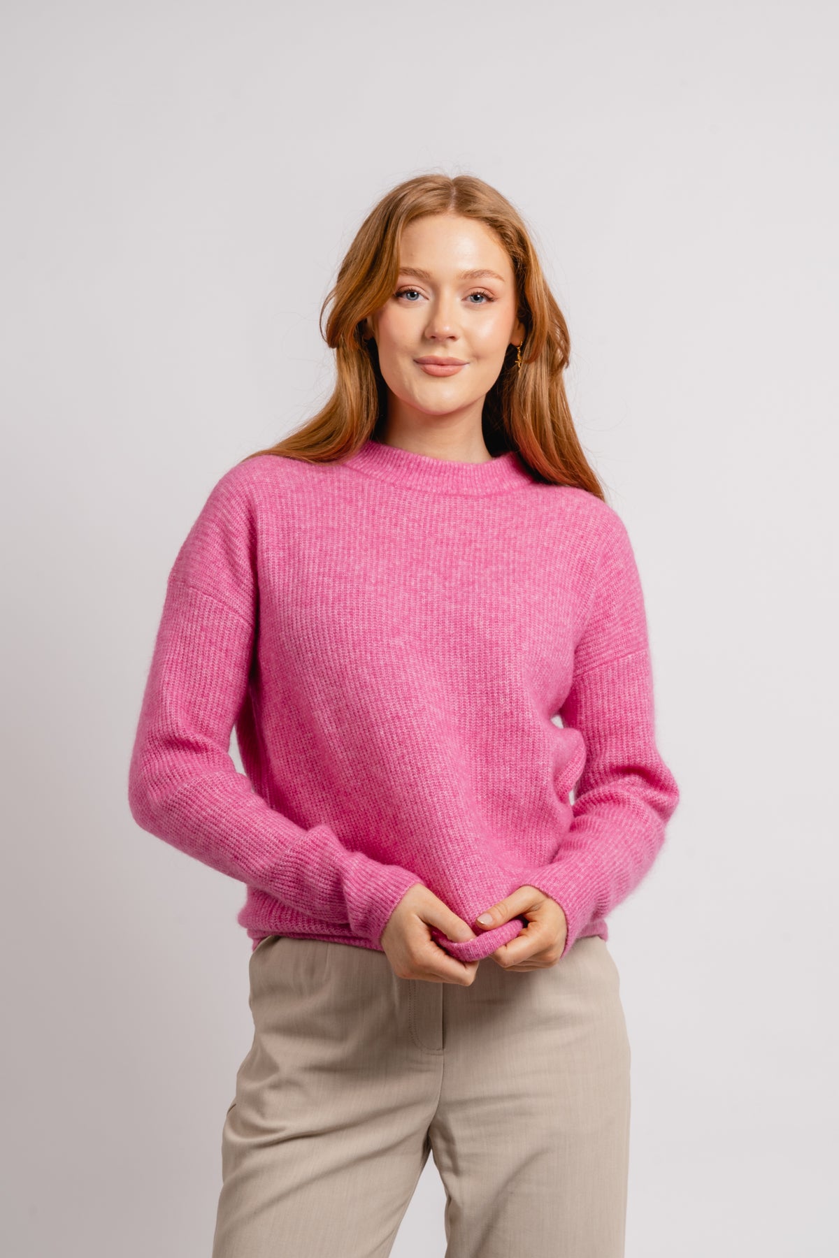 Alaya Sweater - Super Pink