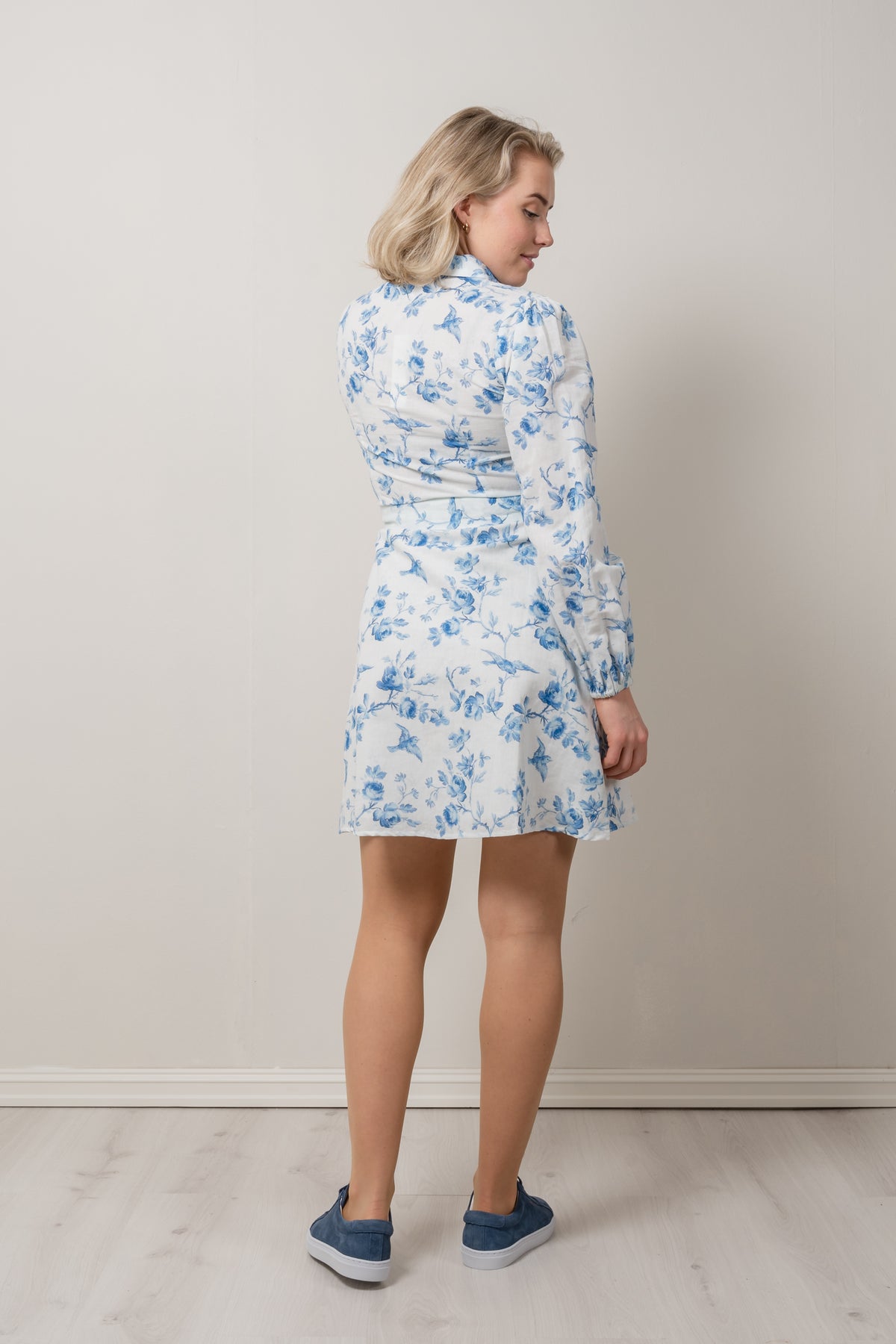 Berta Dress - Blue Flower Garden