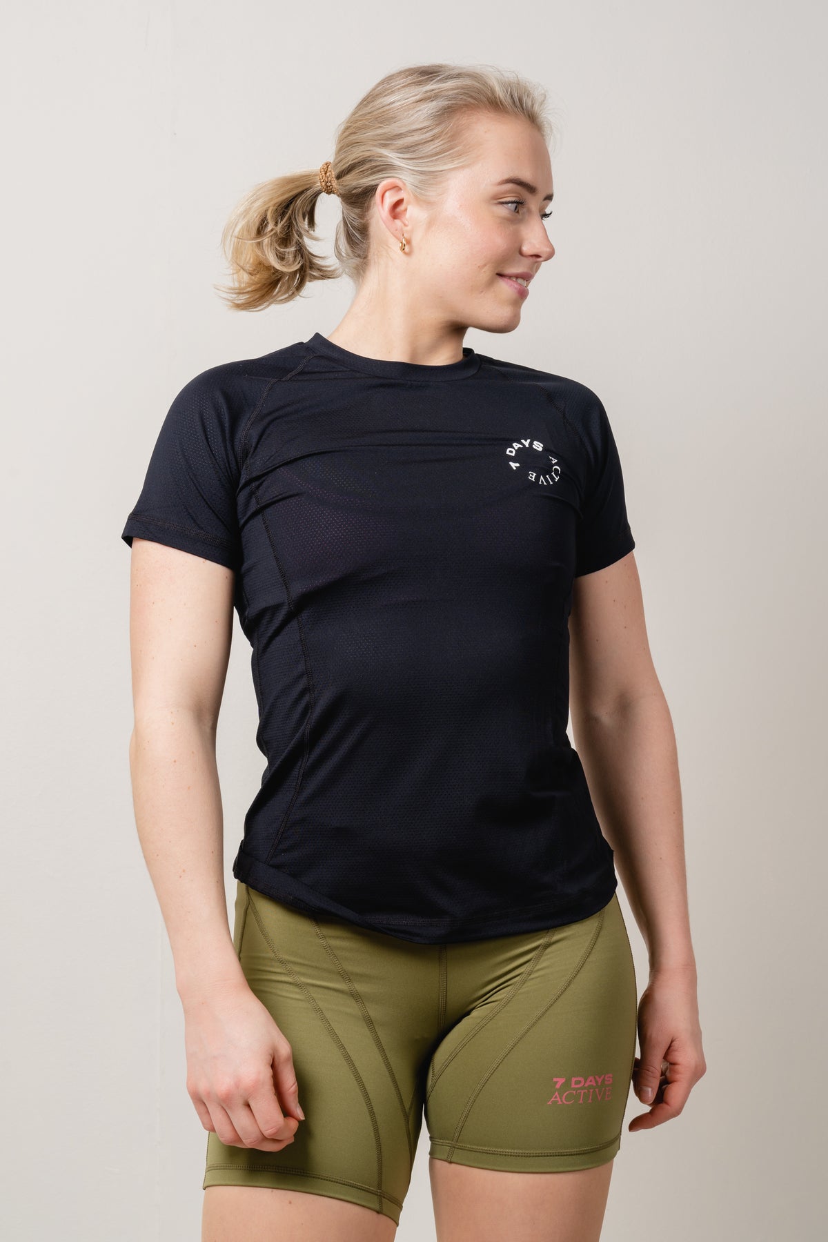 Chica Bike Shorts - Capulet Olive
