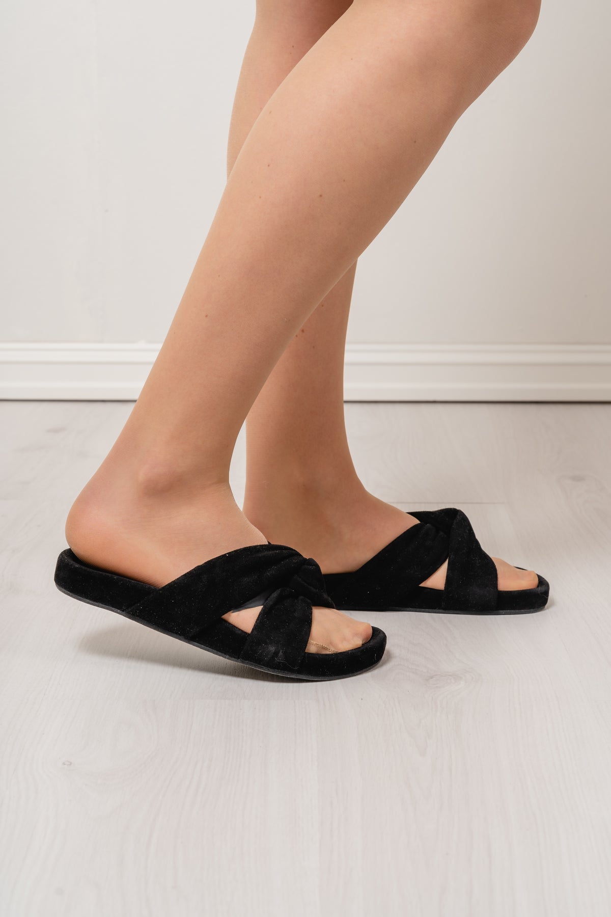 Biasaza Slide - Black