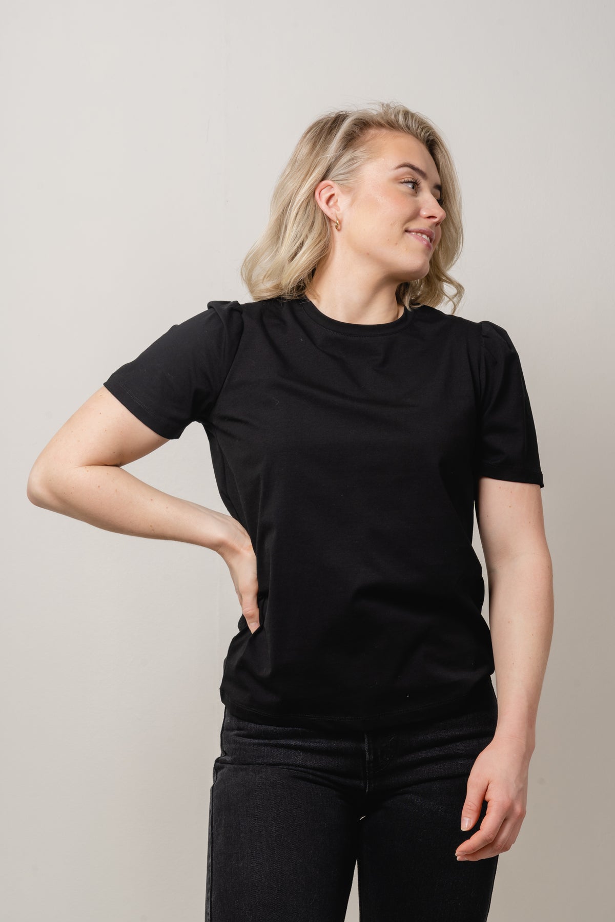 Janine Puff Tee - Black