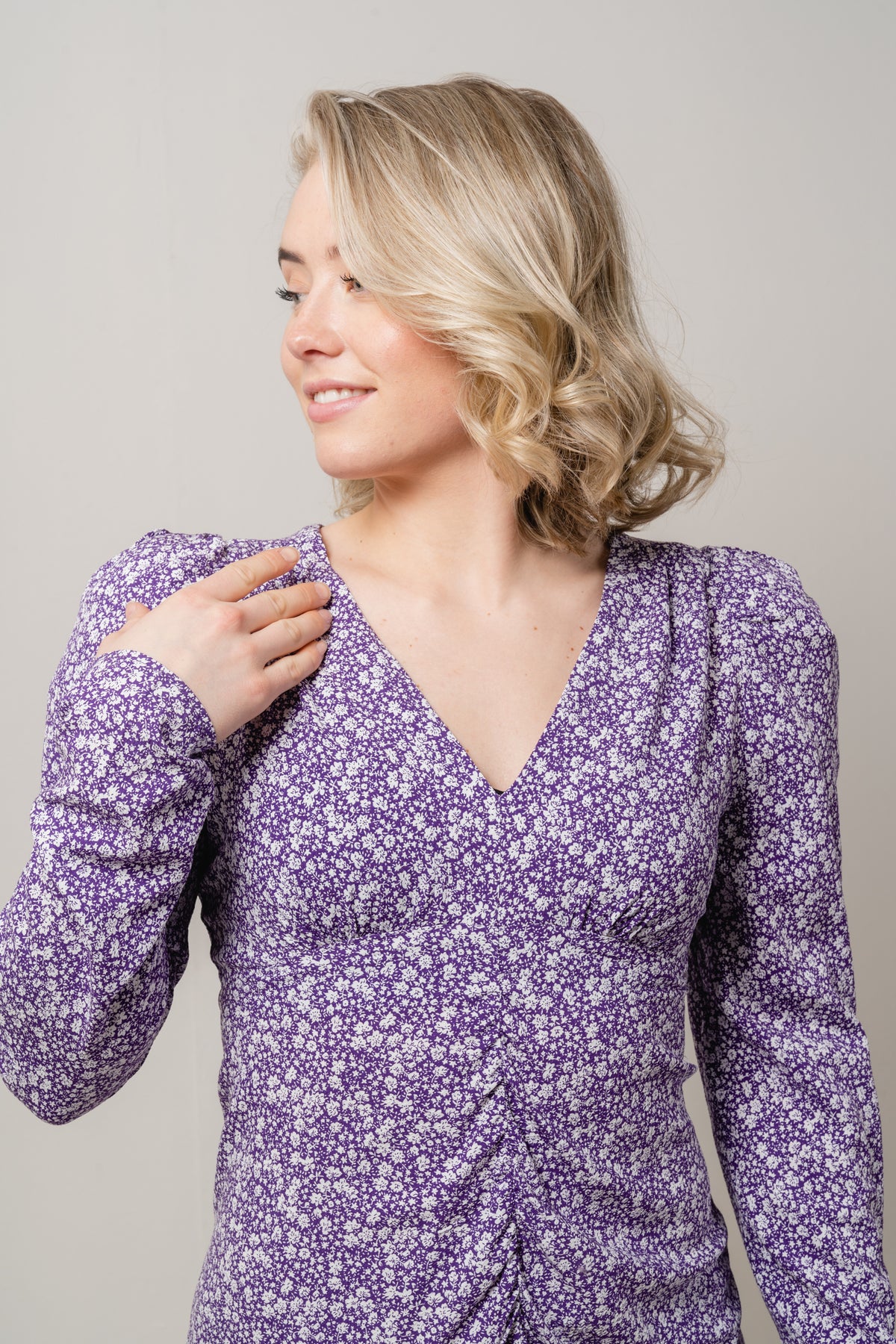Hawaii Midiklänning - Purple Flower Print