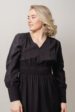 Karrie Ladonna Dress - Black