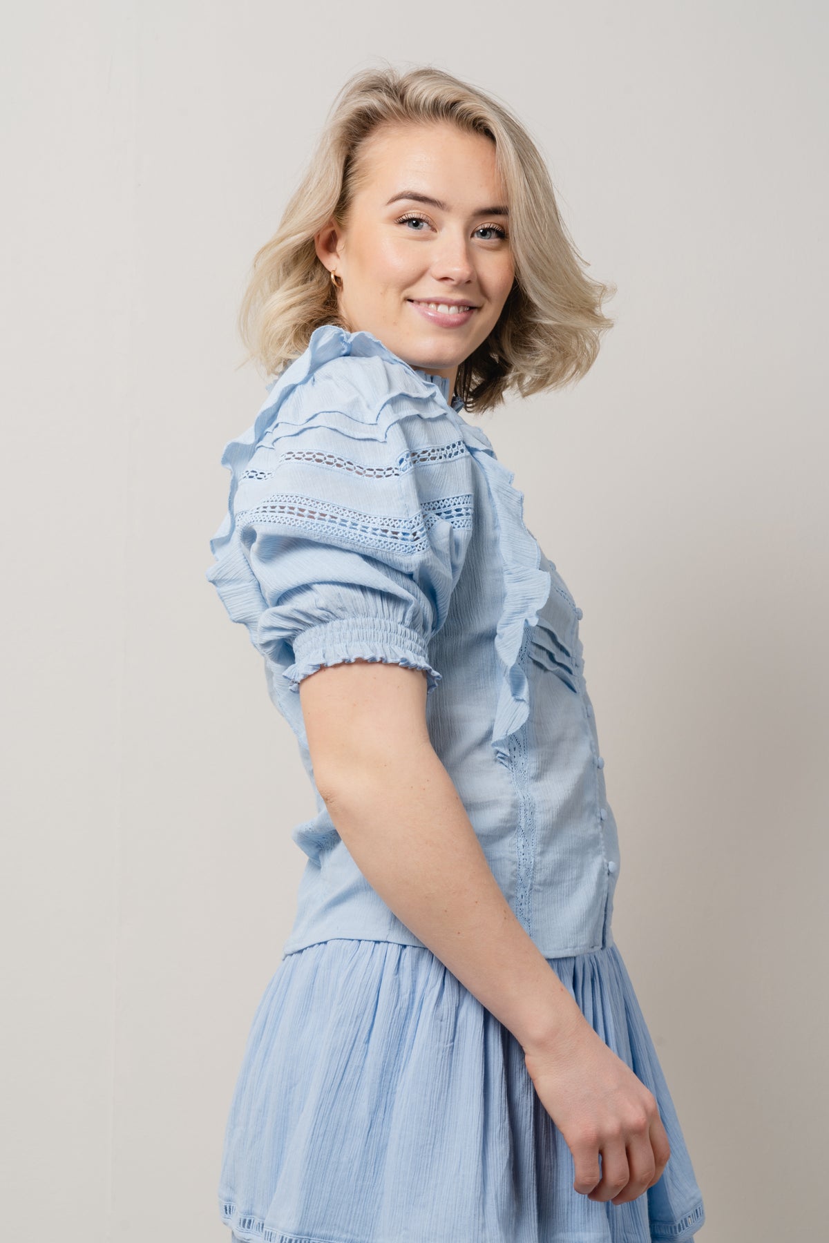 Sherry Blouse - Light Blue