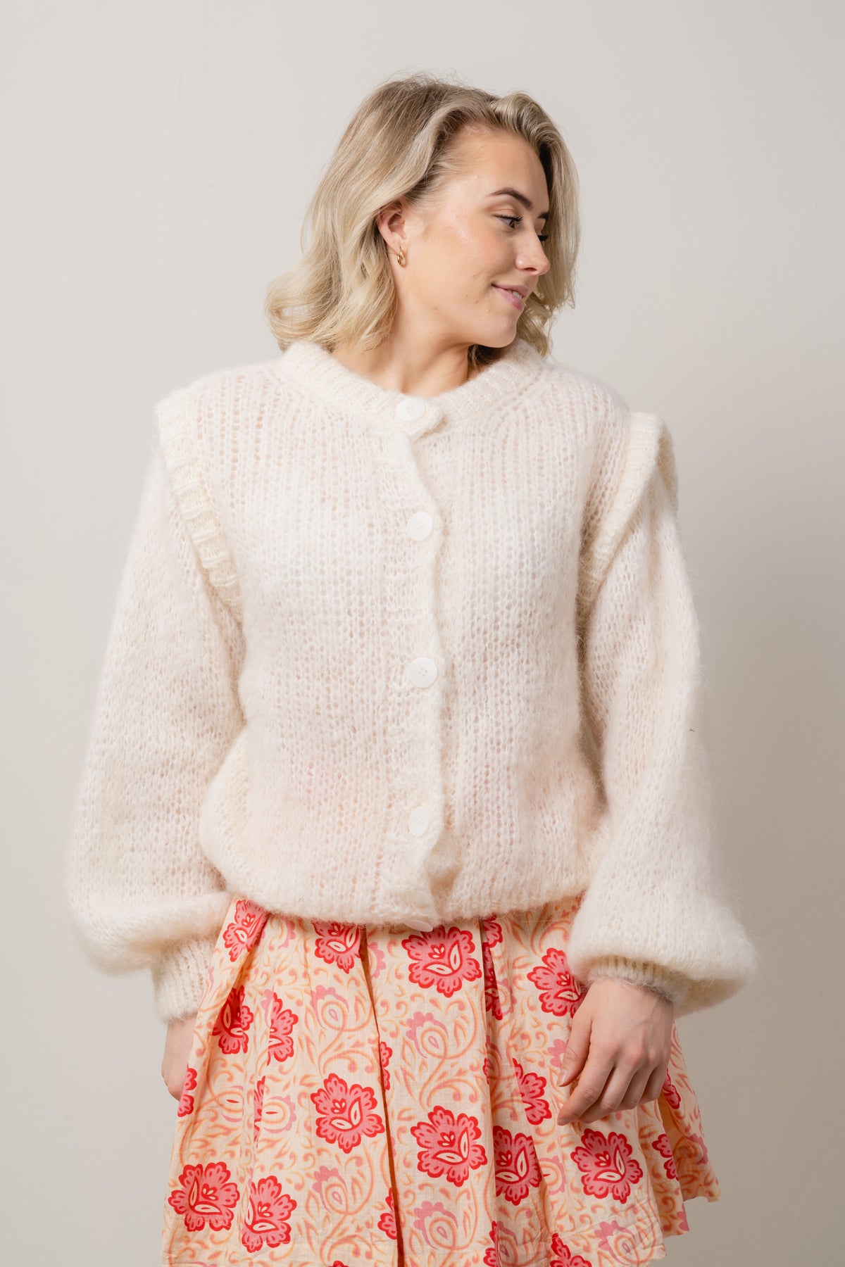 Olly Cardigan - White