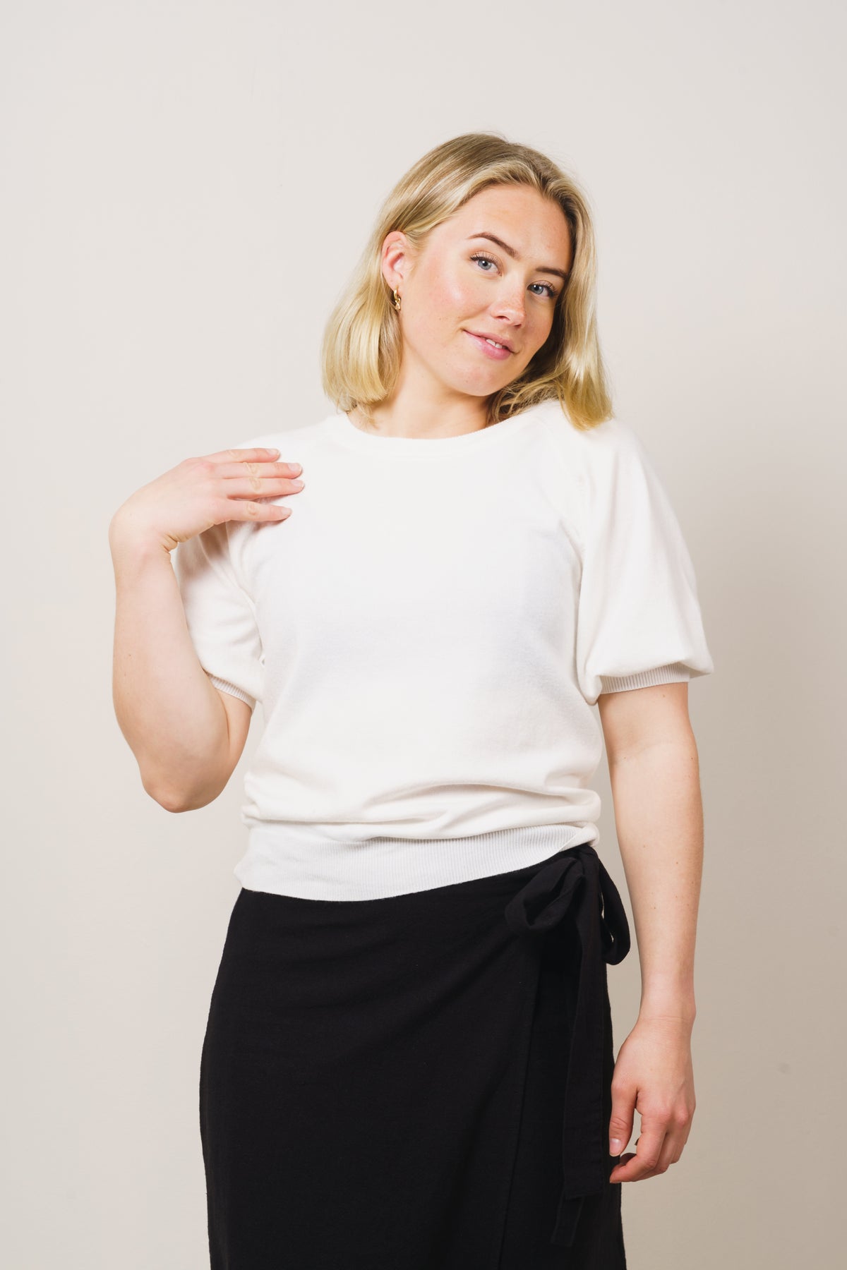 Eslina Rachelle 2/4 Raglan Pullover - Egret