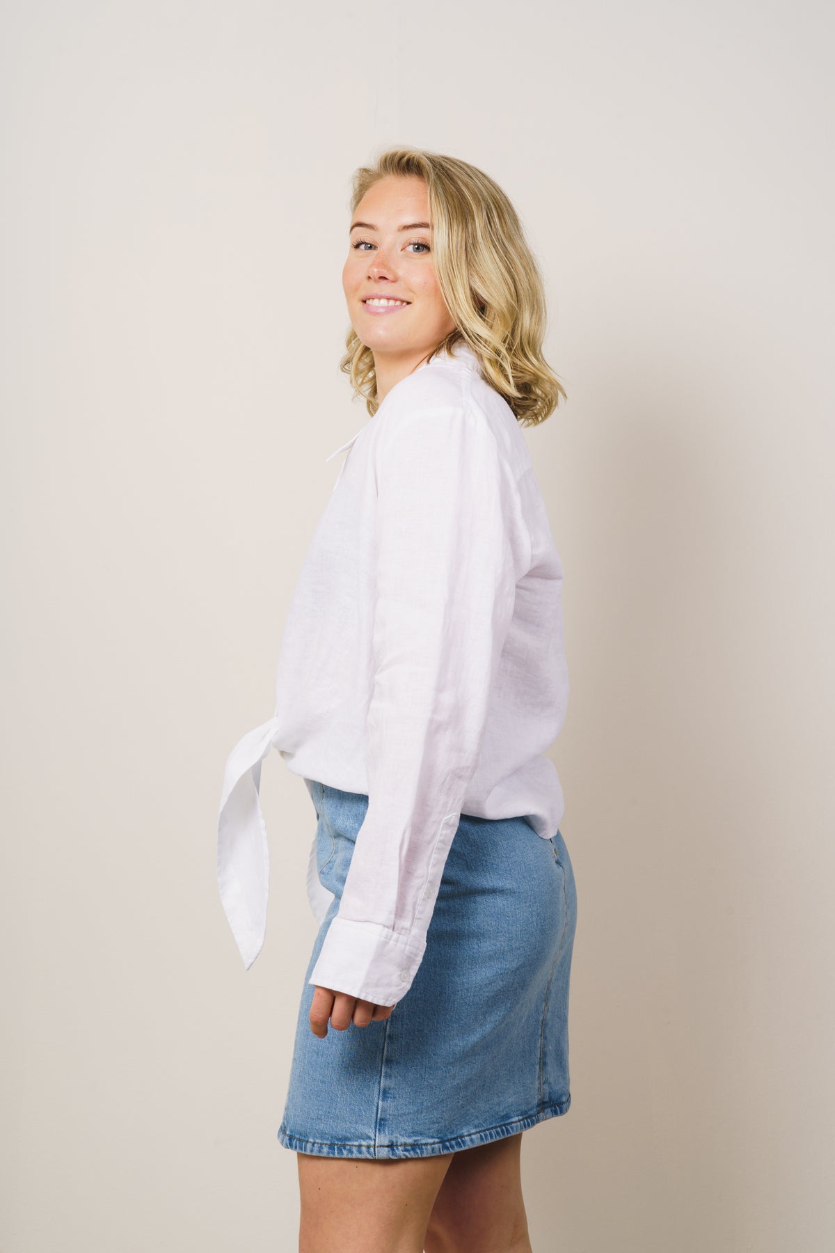 Venus Linen - White