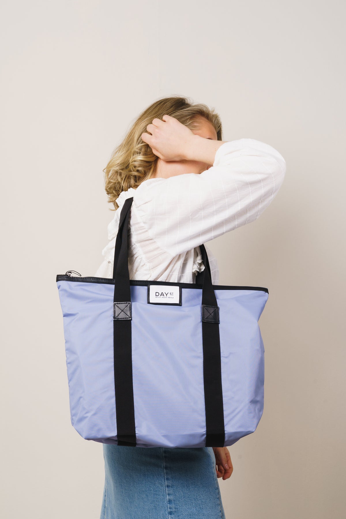 Day Gweneth Re-S Bag M - Purple Impressi