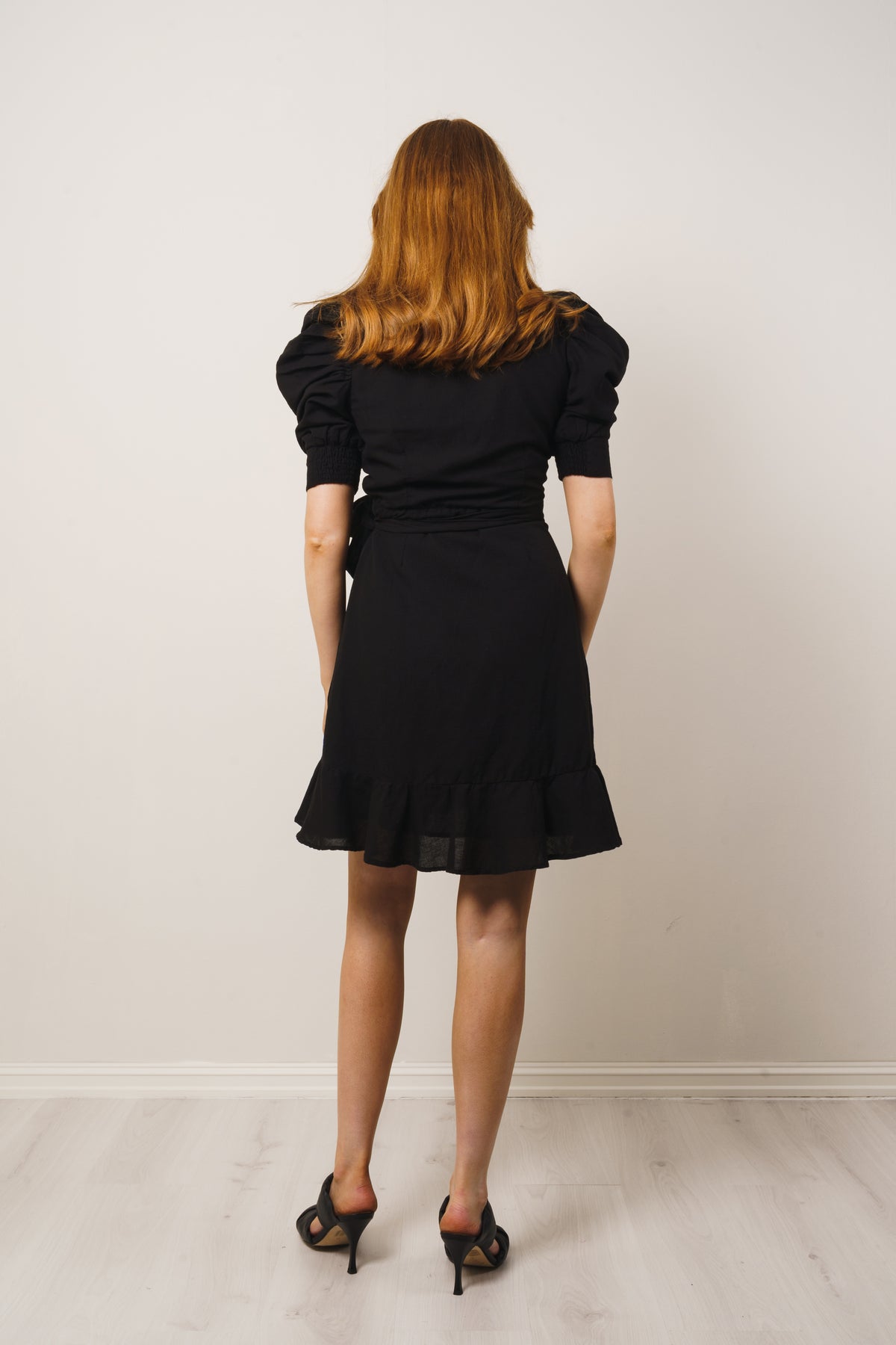 Valkyrie Linen Dress - Black
