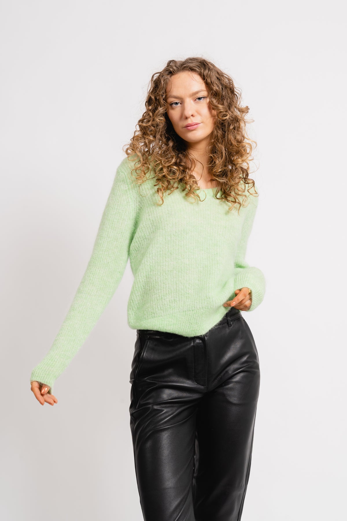 Ivi Umbra Ls Knit V-Neck - Pistachio Green Melange