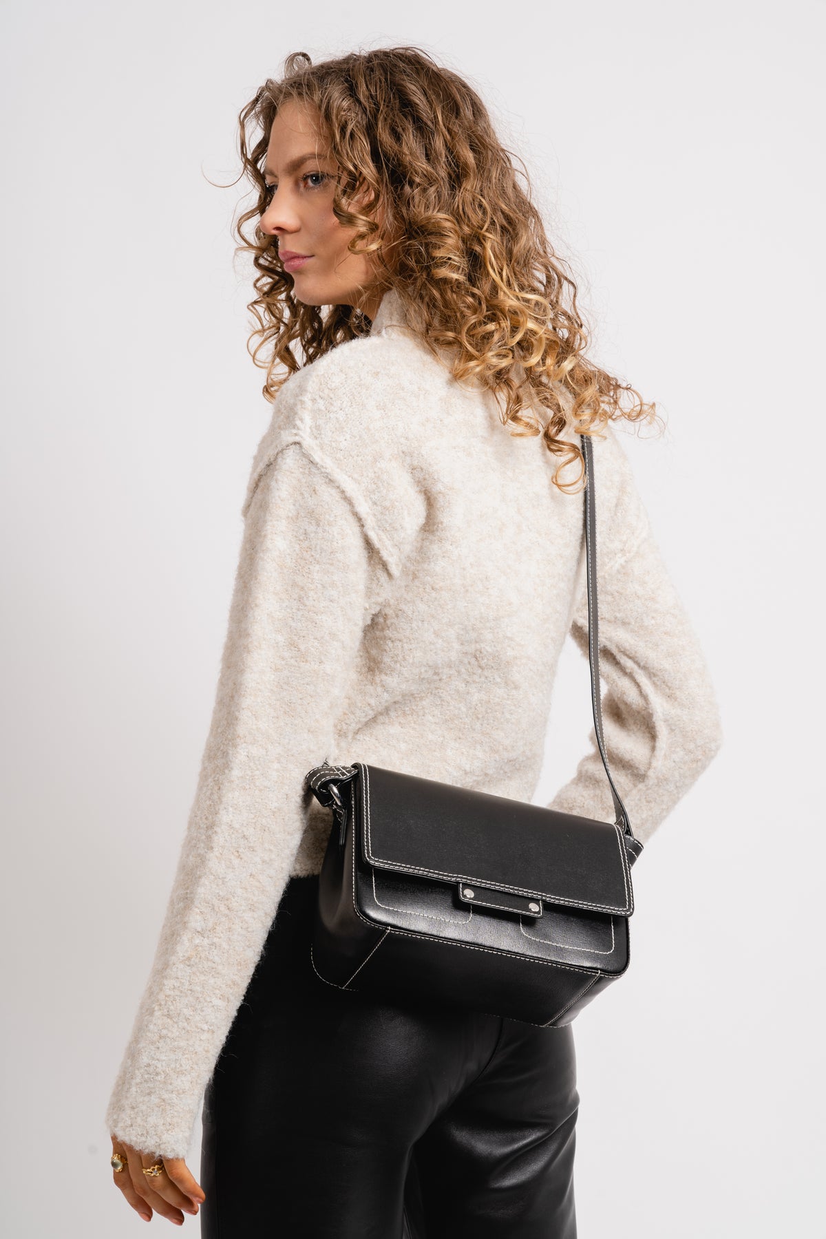 Honey Fun Florence - Black