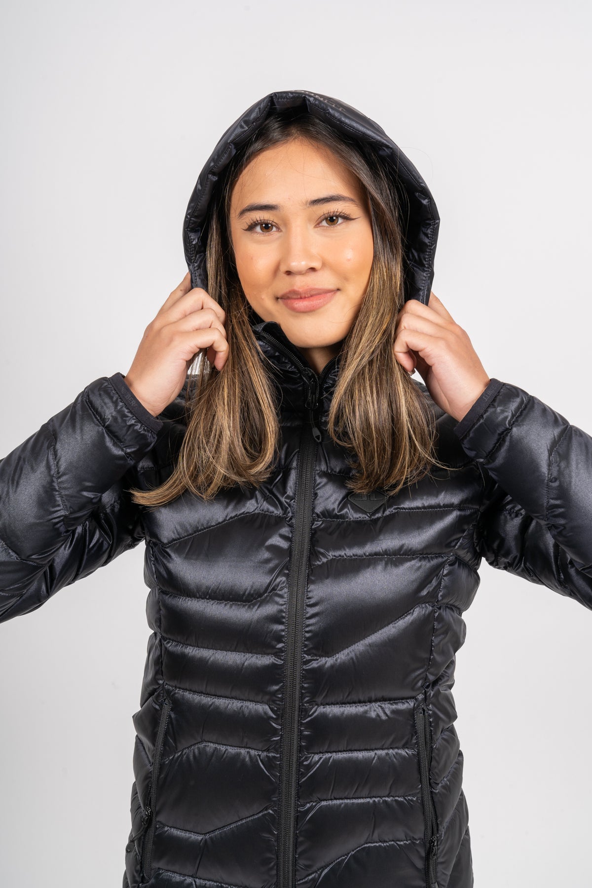W Cliff Light Down Hood - Black