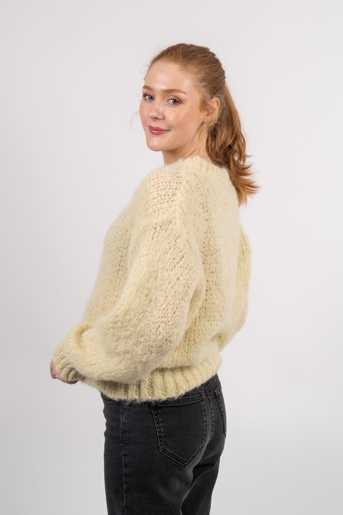 Leonnie Alpaca Pullover - Light Yellow
