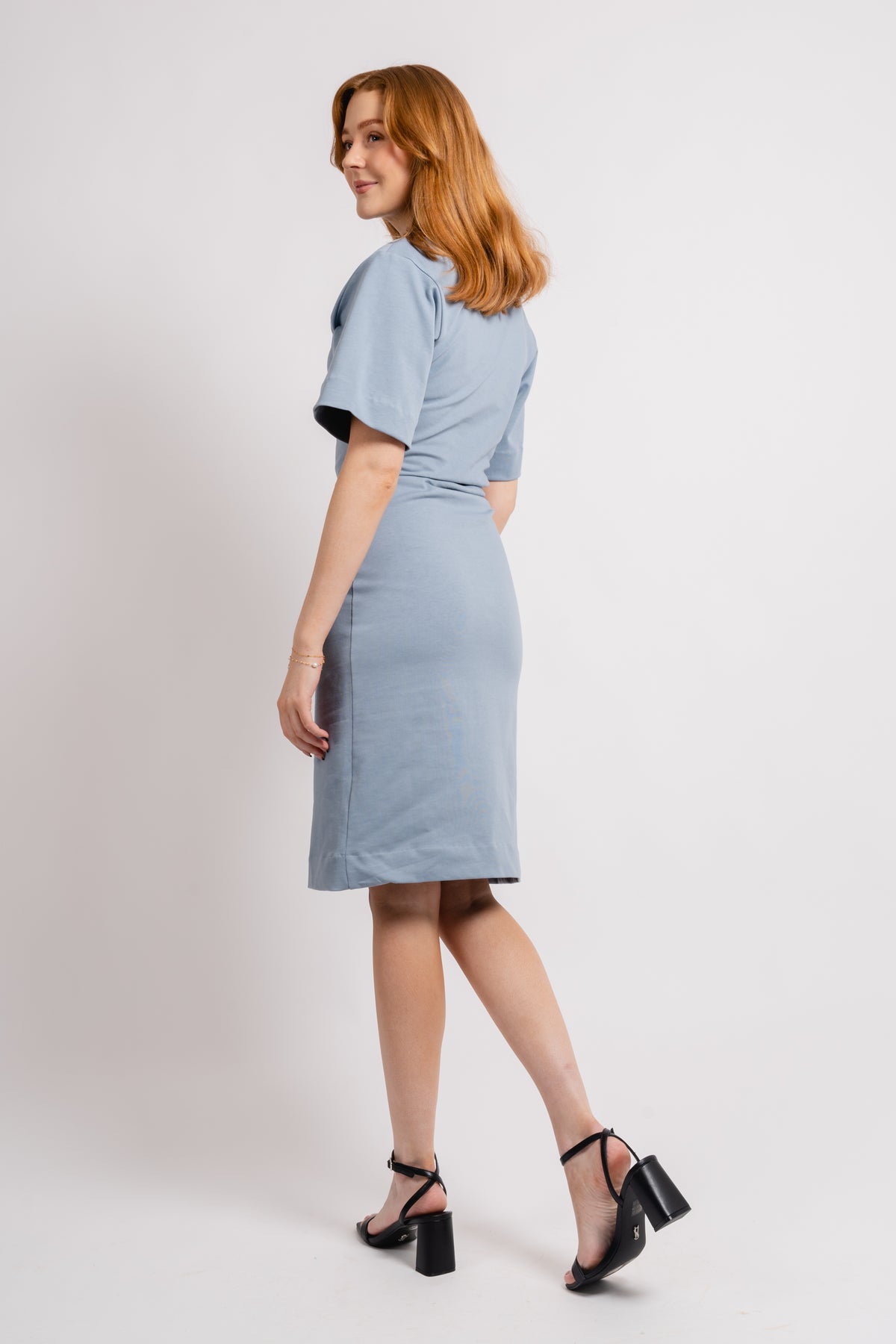 Izly J - Bleached Blue