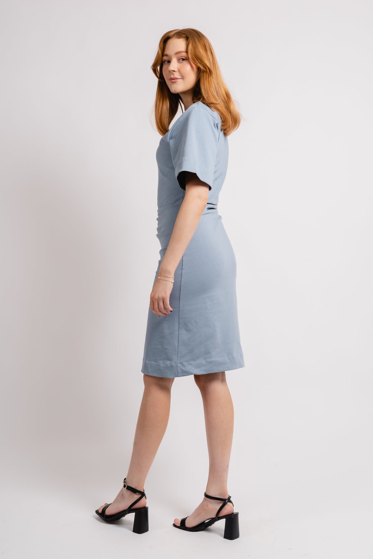 Izly J - Bleached Blue