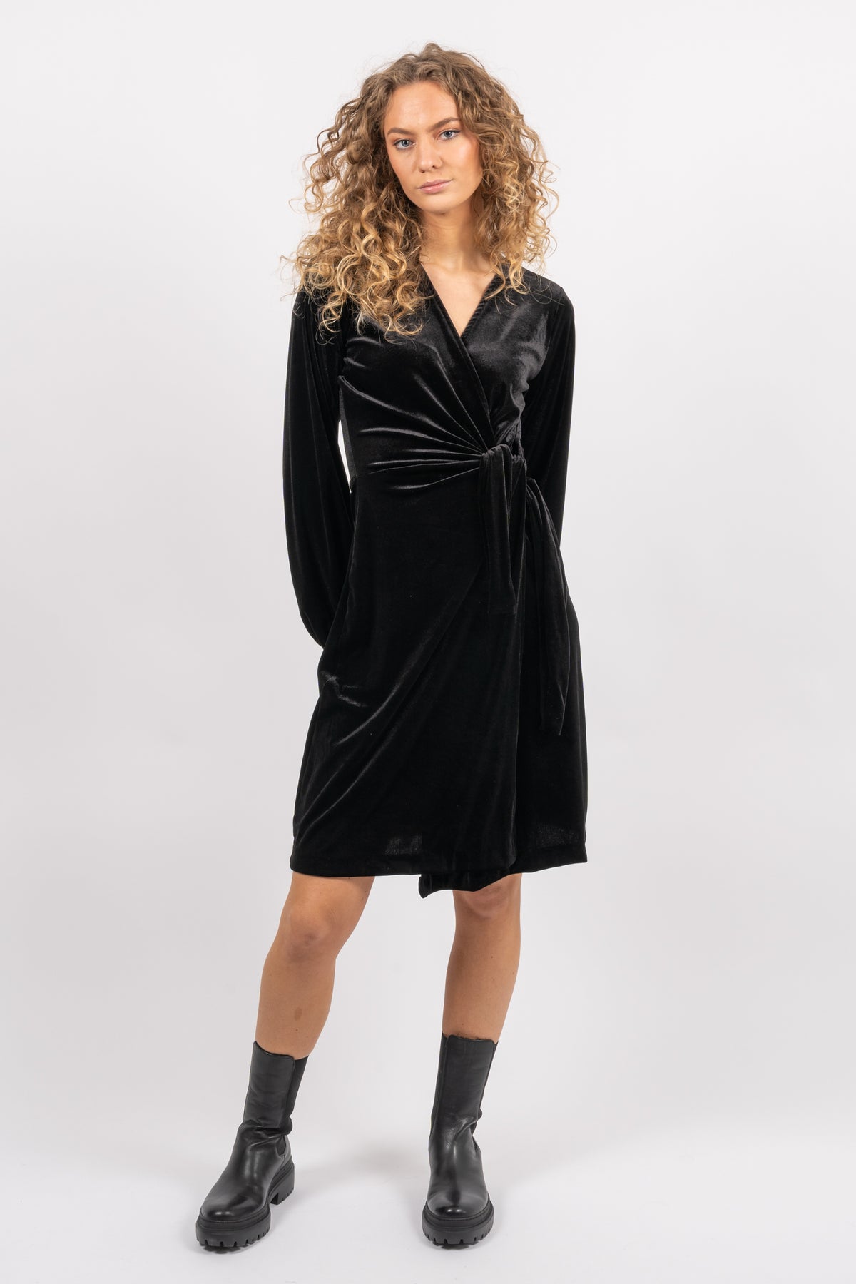 GorielIW Wrap Dress - Black