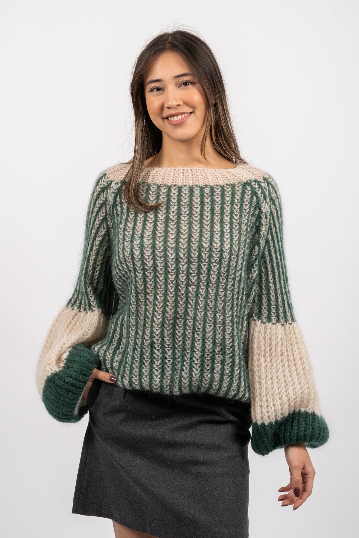 Liana Stickad Tröja - Beige/Bottle Green