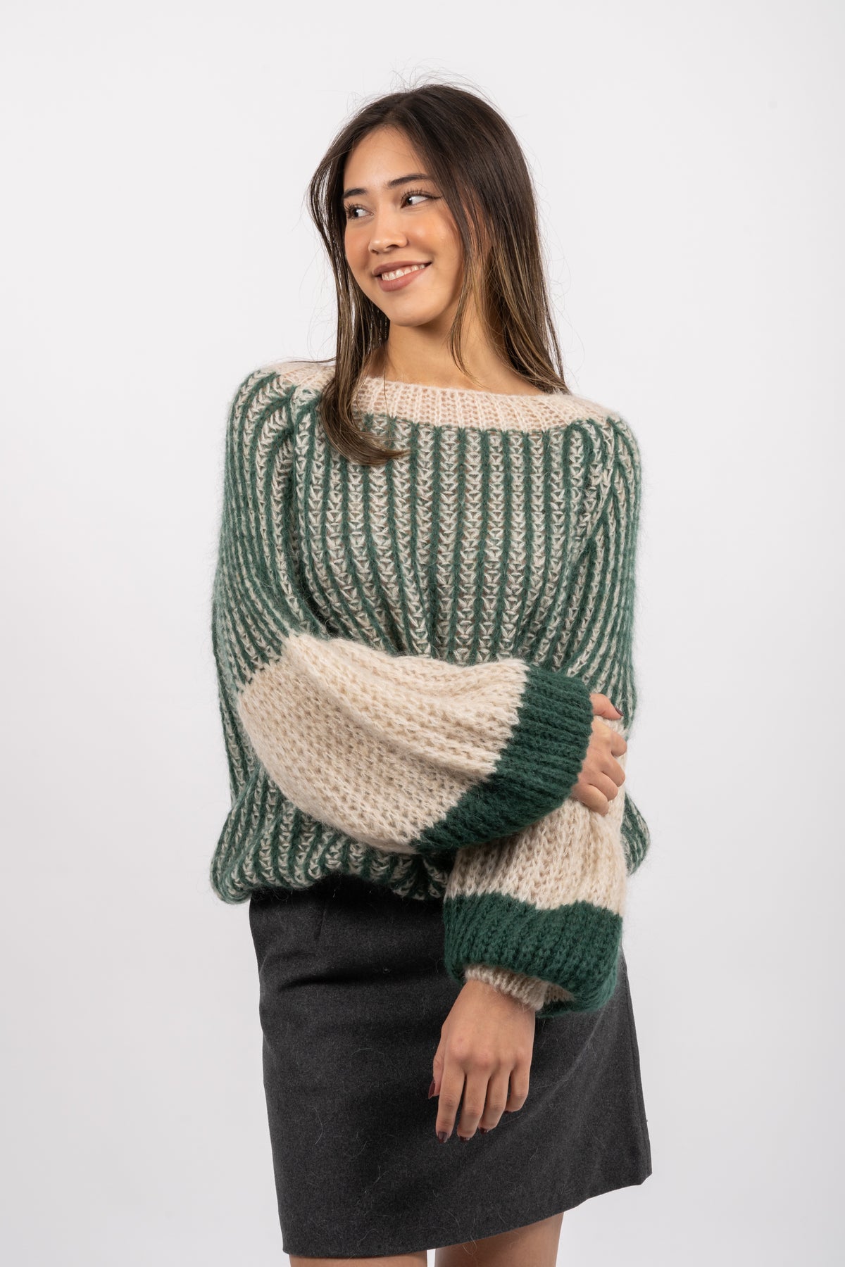 Liana Stickad Tröja - Beige/Bottle Green
